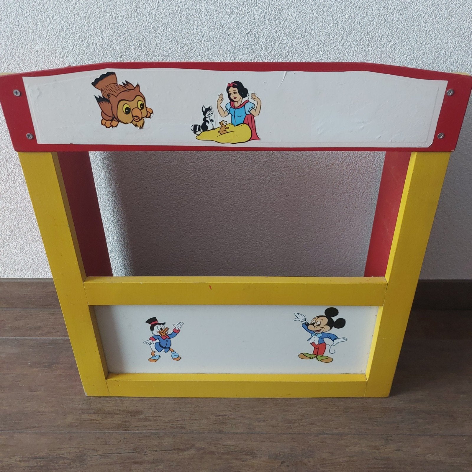Poppenkast voor op tafel met poppen, Ophalen of Verzenden, Poppenhuis