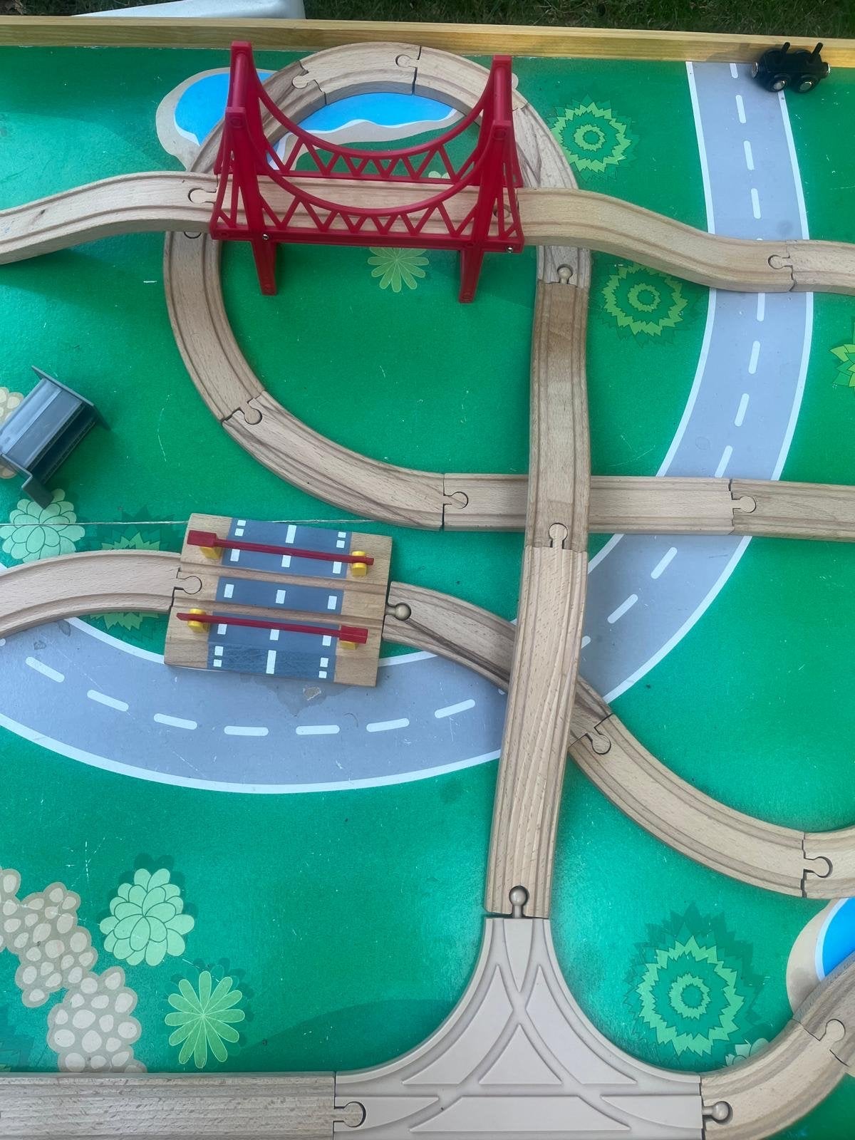 Kidkraft Speel- en Treintafel incl. Treinen, rails etc., Ophalen, Gebruikt, Bouwen