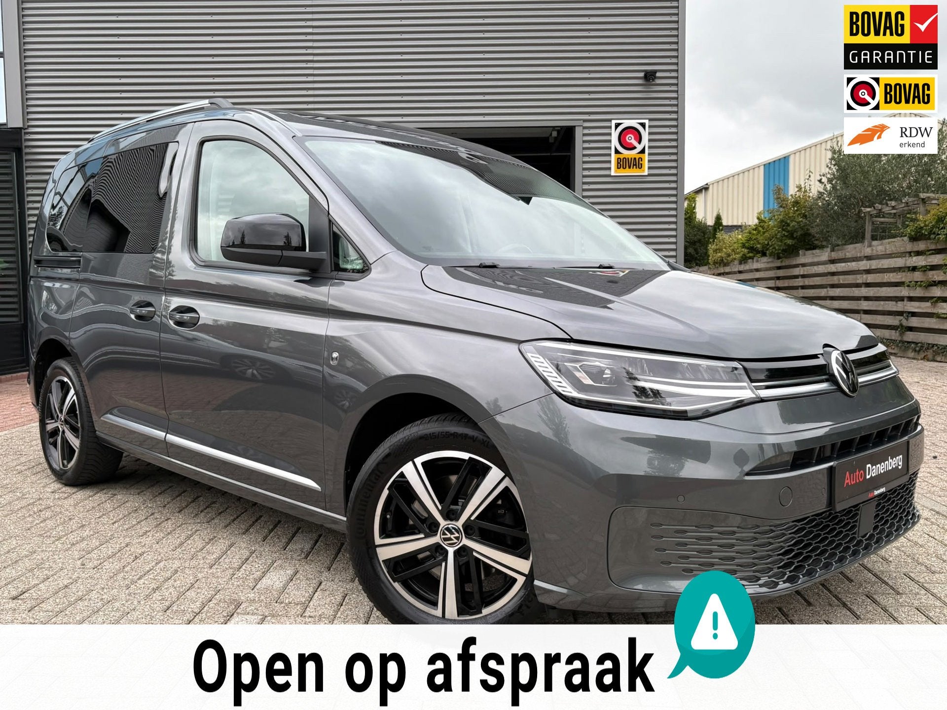 Volkswagen Caddy 1.5 TSI DSG, 5P, TREKHAAK,PANO,LEER, Auto's, Dealer onderhouden, 1498 cc, Origineel Nederlands, Bedrijf