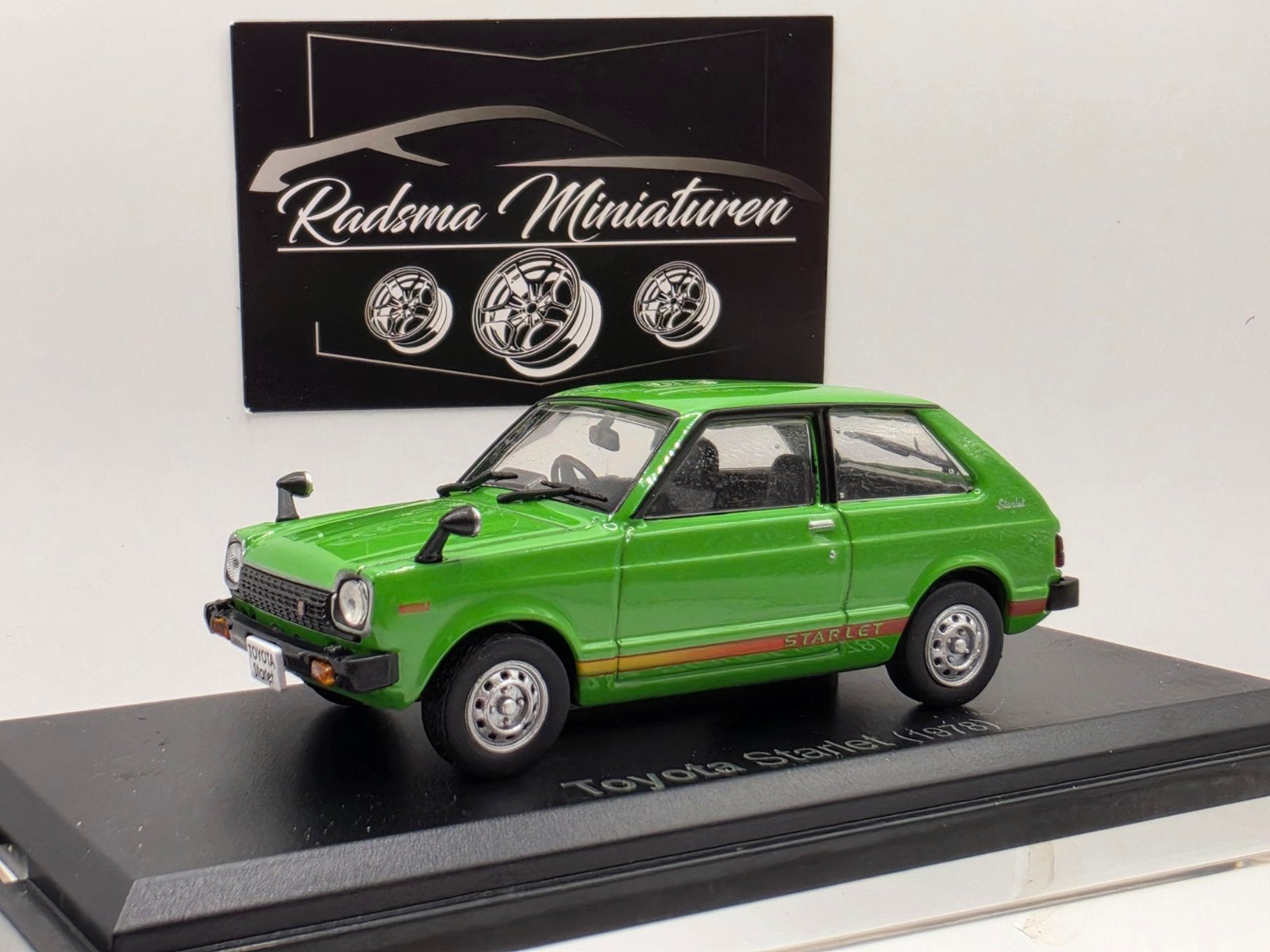 Toyota starlet KP61 1978 - Groen - 1:43 Norev Japan Hachette, Norev Japan collection, Auto, Nieuw, Norev