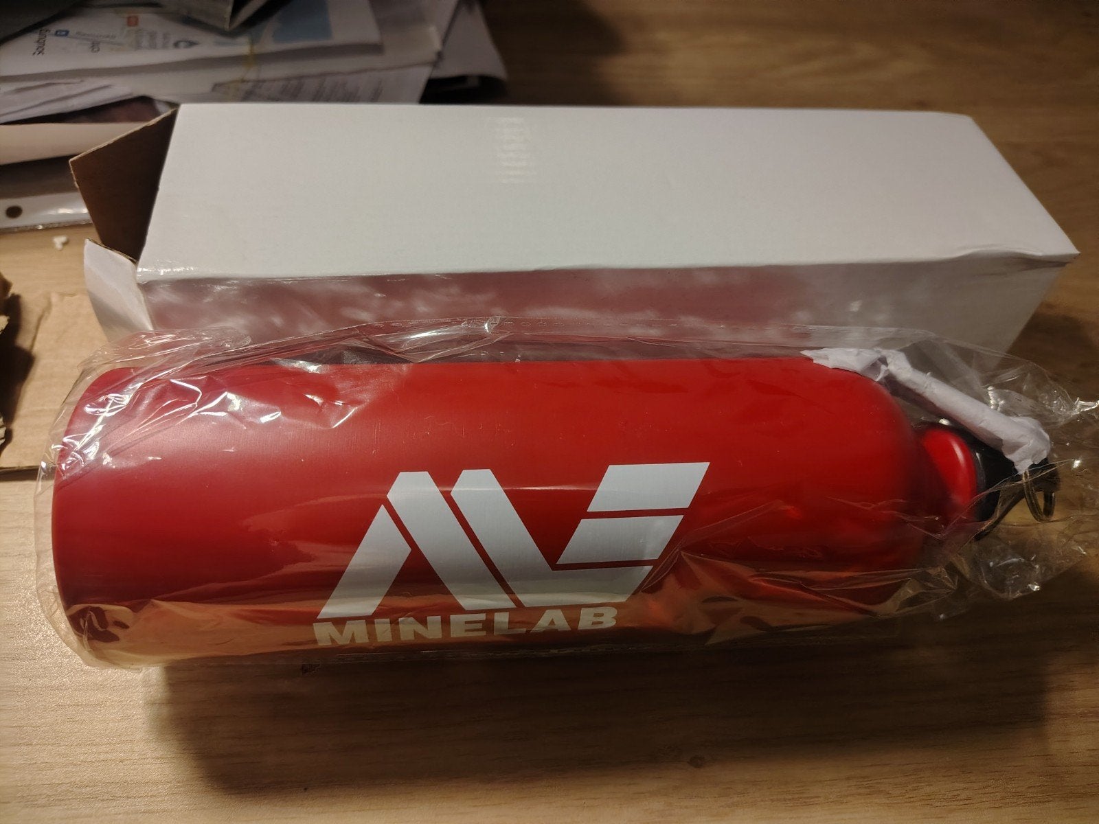 Minelab Fles, Hobby en Vrije tijd, Metaaldetectors, Ophalen of Verzenden, Zo goed als nieuw, Overige merken