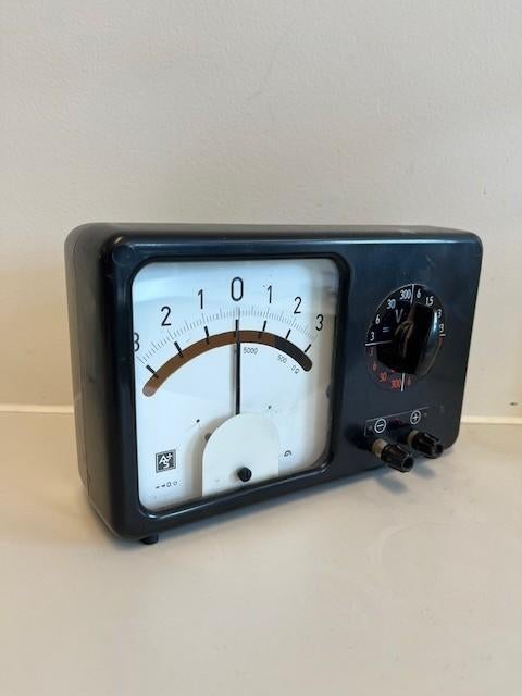 Leybold Multimeter (analoog), Doe-het-zelf en Verbouw, Meetapparatuur, Verzenden, Zo goed als nieuw, Multimeter