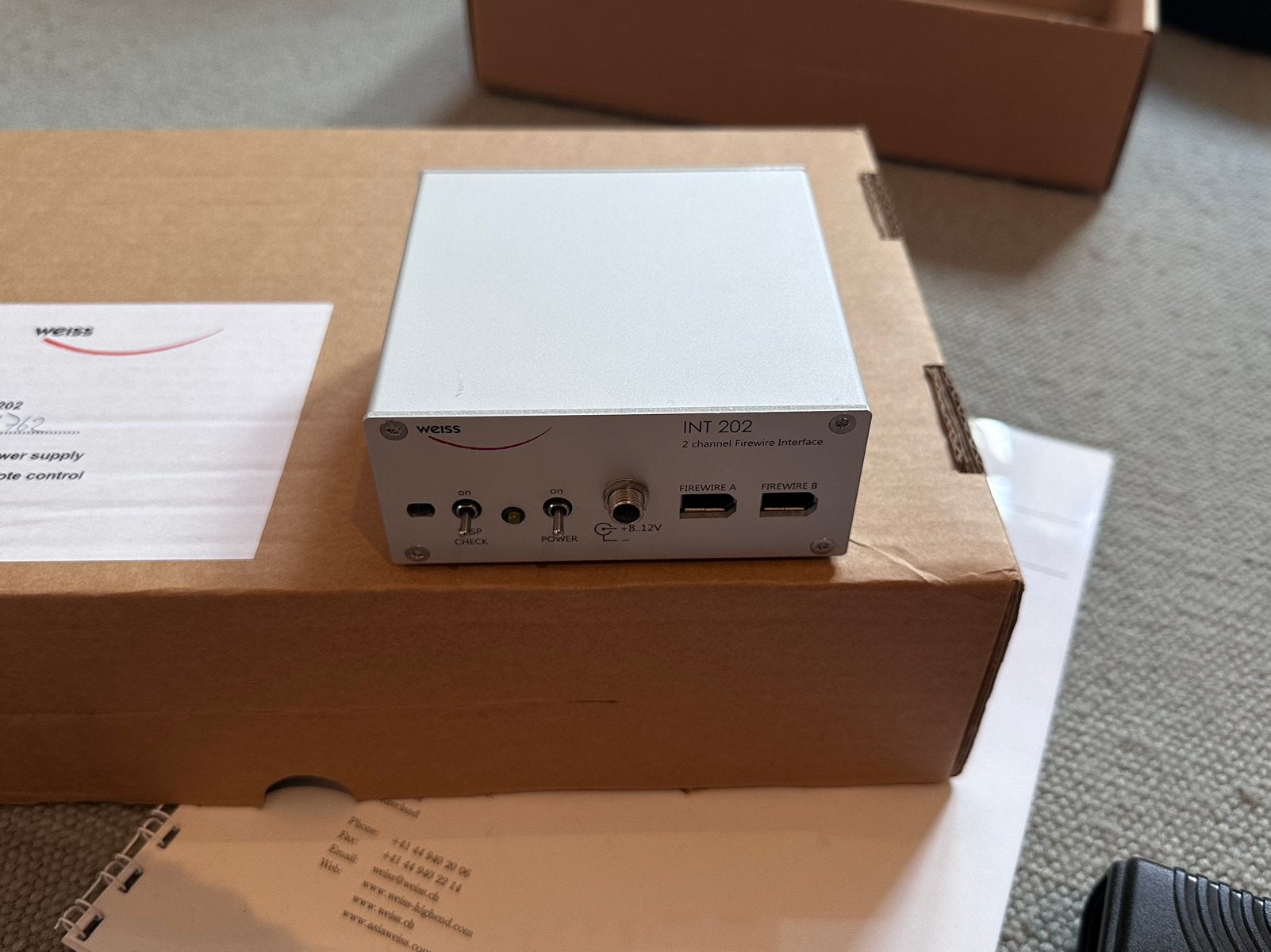 Weiss INT 202 Firewire incl. Furutech Firebird, Ophalen of Verzenden, Zo goed als nieuw