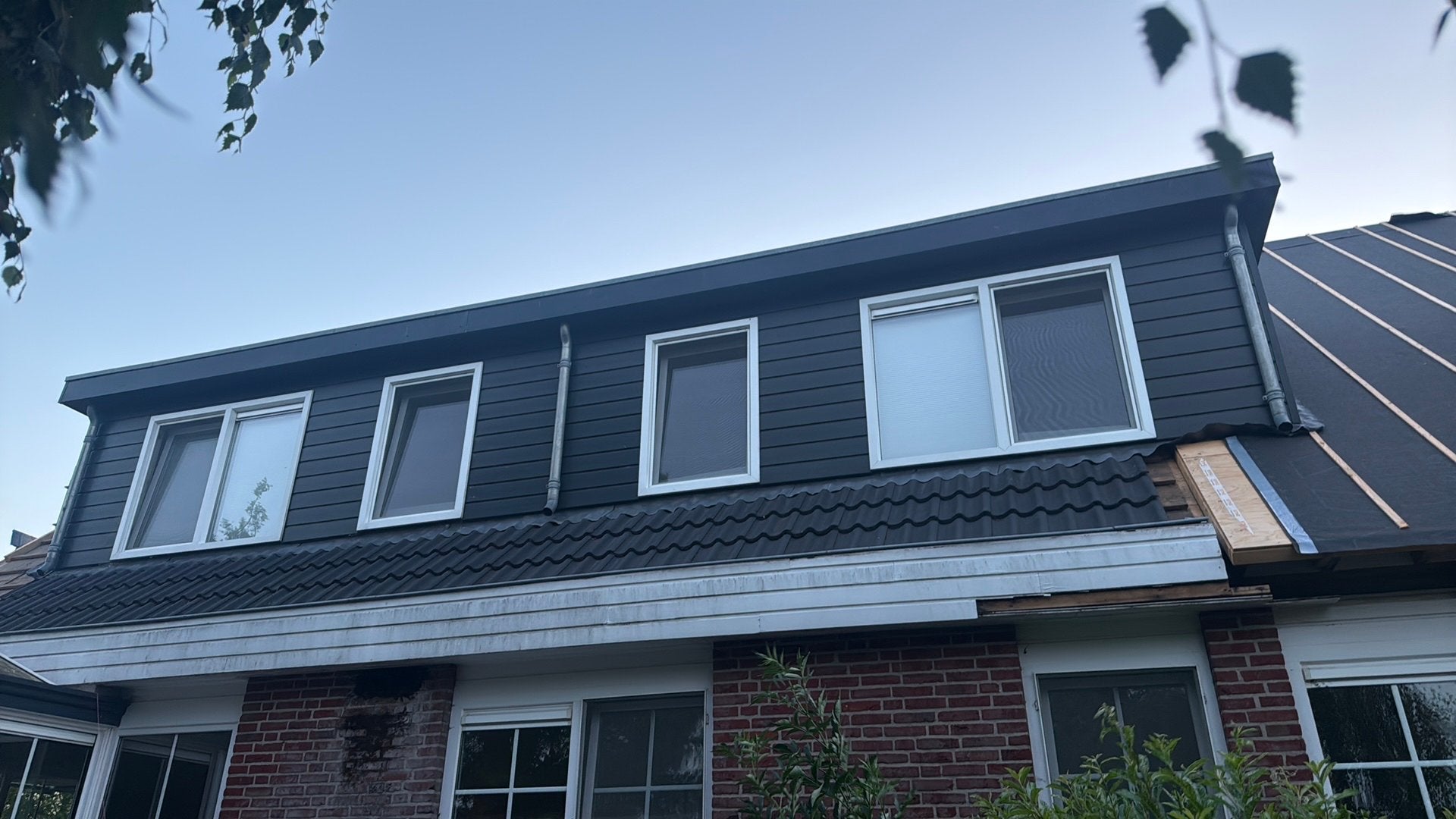 6 jaar oude dakkapel te koop! 10 meter lang., Doe-het-zelf en Verbouw, Kozijnen en Schuifpuien, Ophalen, Zo goed als nieuw