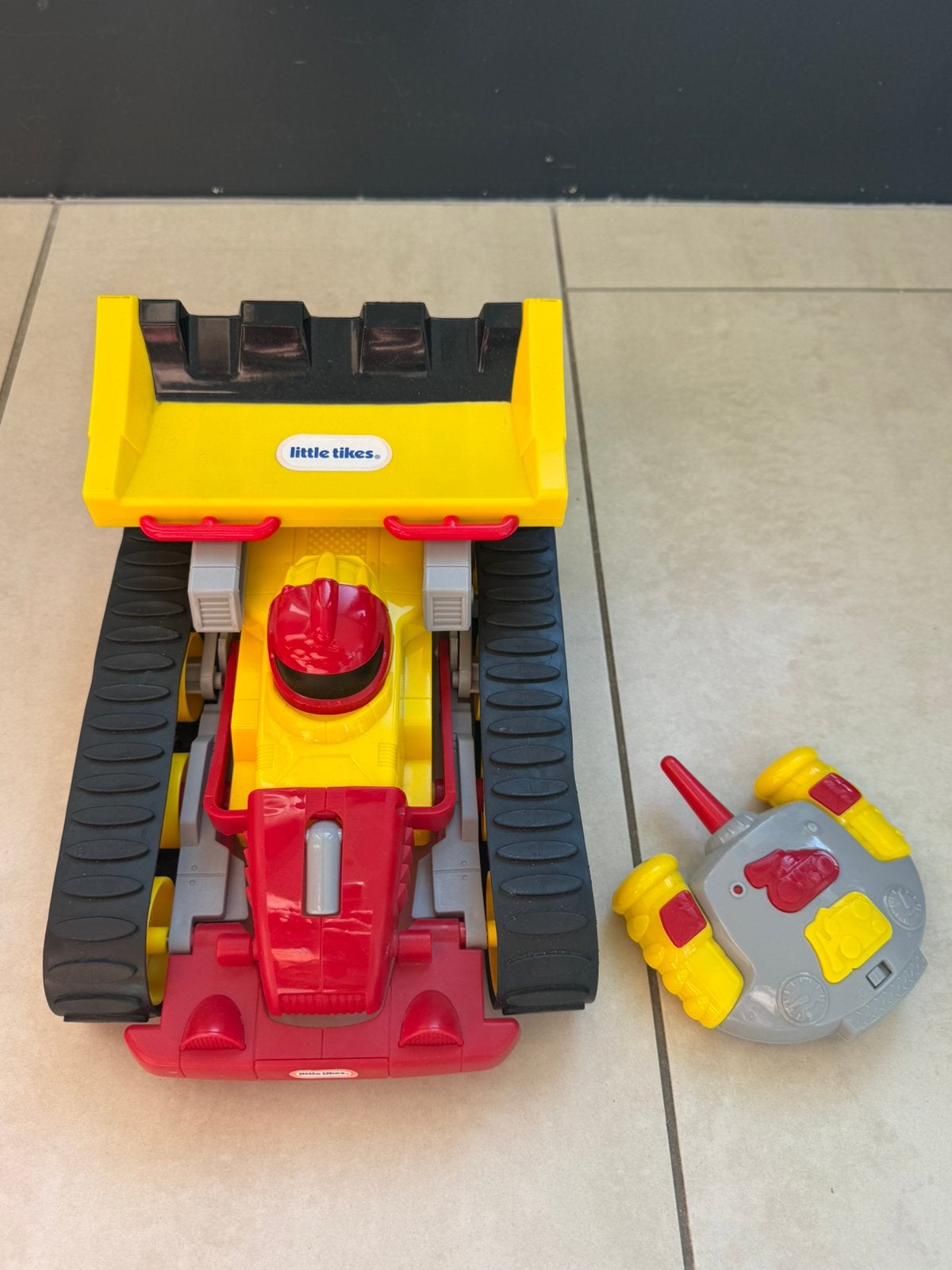 Little Tikes bestuurbare auto, Ophalen of Verzenden, Zo goed als nieuw