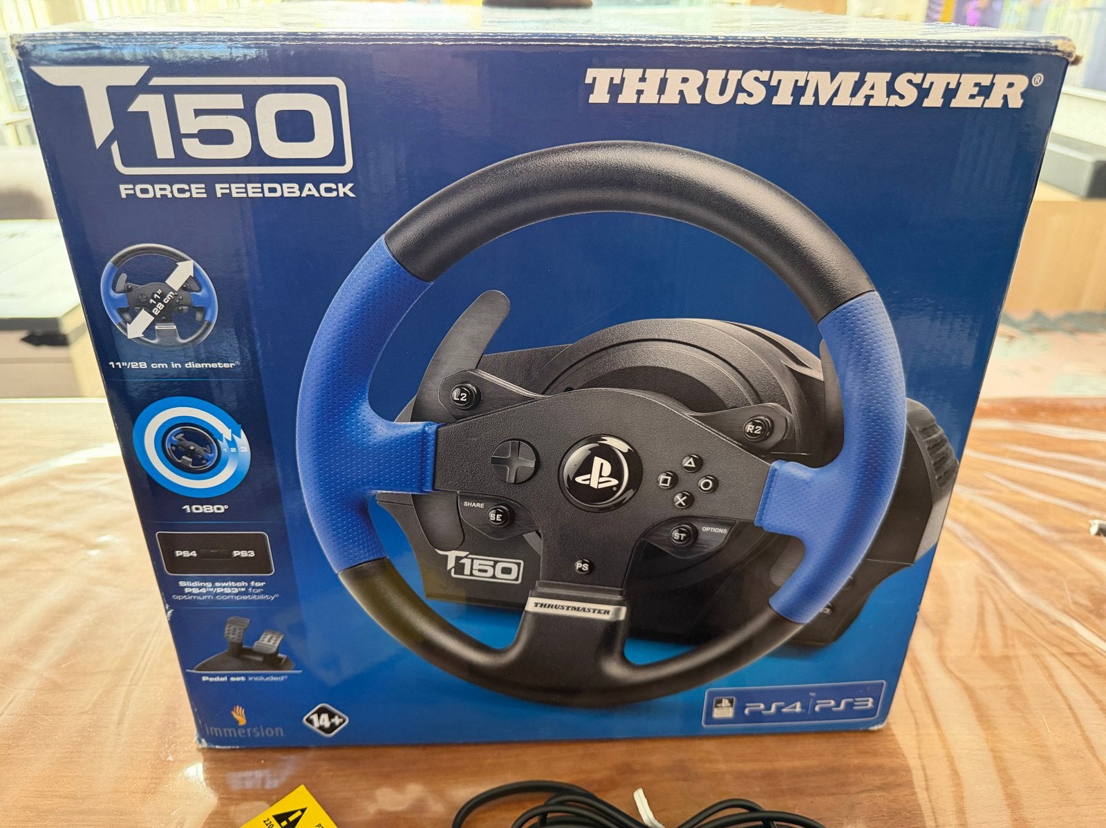 Thrustmaster T150 racestuur en pedalen voor PlayStation, Spelcomputers en Games, Racestuur, Force feedback, Zo goed als nieuw