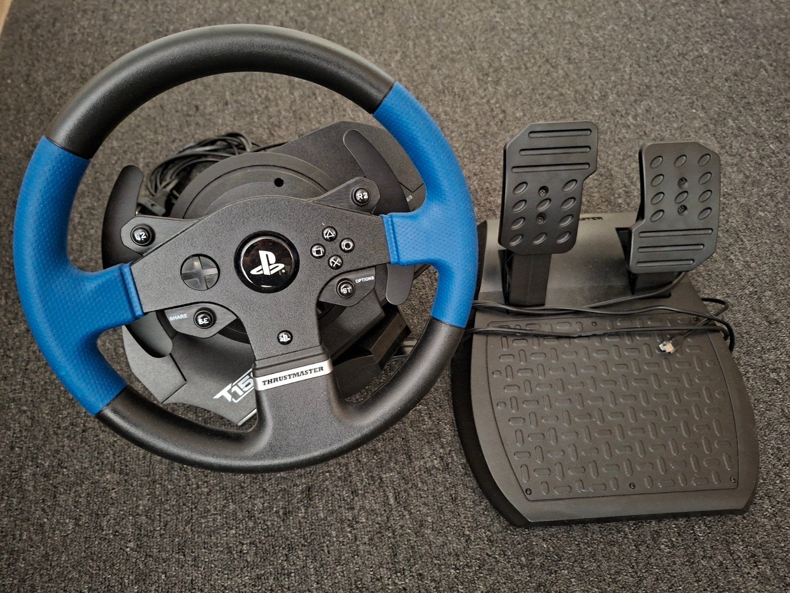 Thrustmaster T150 RS Force Feedback Stuur - PS4 + PS3 + PC, Spelcomputers en Games, Ophalen, Zo goed als nieuw