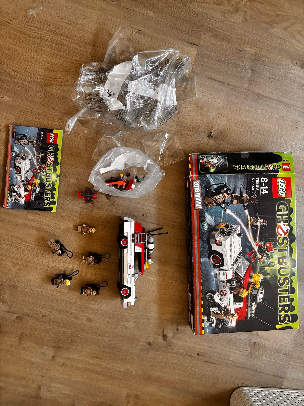 LEGO Ghostbusters Ecto-1 (75828) met minifiguren, Ophalen, Gebruikt, Overige merken