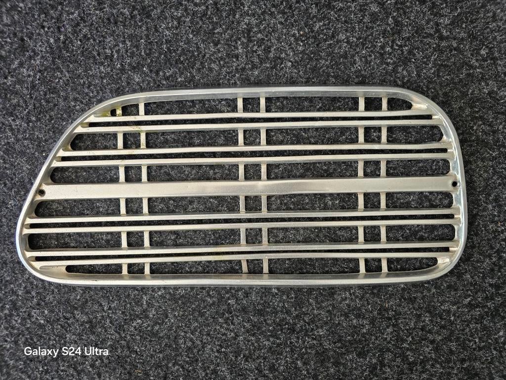 2 Volvo Amazon grill links en rechts, Gebruikt, Links, Ophalen of Verzenden, Volvo