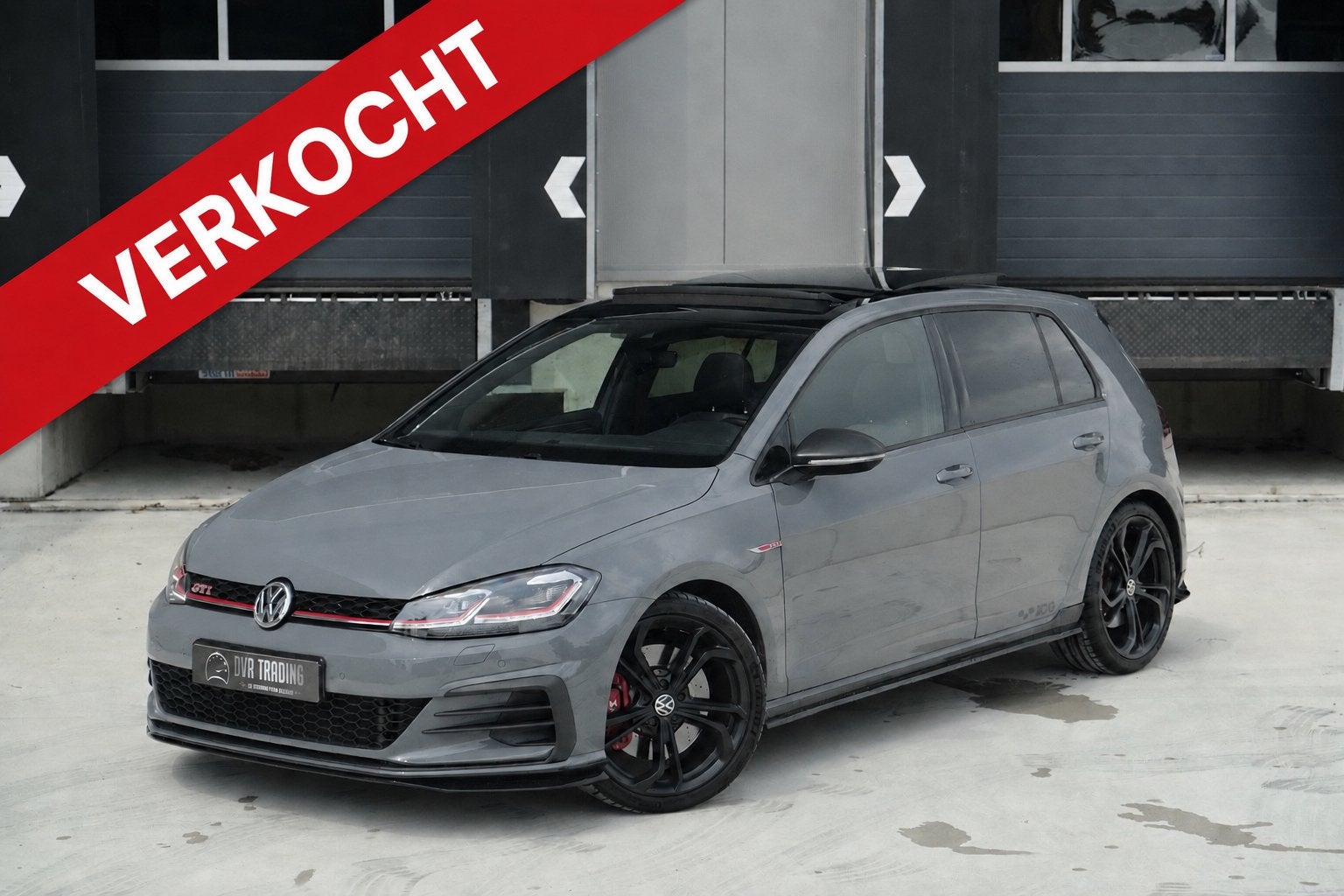 Volkswagen Golf GTI TCR 2.0 TSI 290PK PANO DSG ACC DCC NET!!, 1330 kg, Zwart, 4 cilinders, 1984 cc