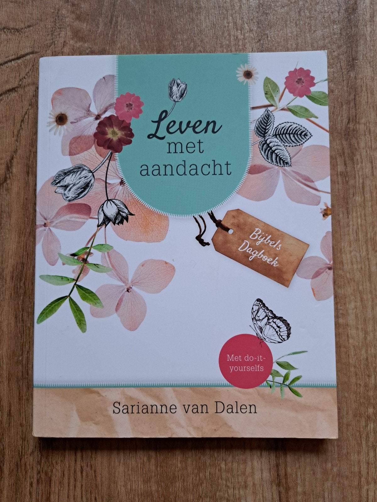 Leven met aandacht - Bijbels Dagboek (Sarianne van Dalen), Ophalen of Verzenden, Zo goed als nieuw, Sarianne van Dalen, Christendom | Protestants
