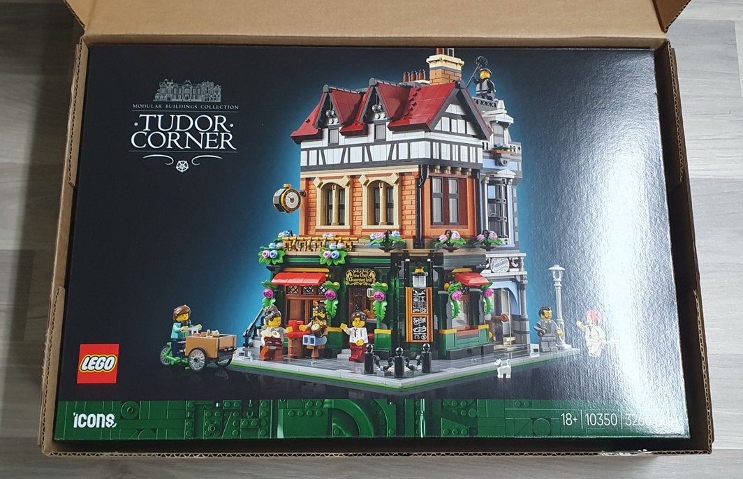 Lego 10350 Tudor corner nieuw in doos, Ophalen of Verzenden, Nieuw