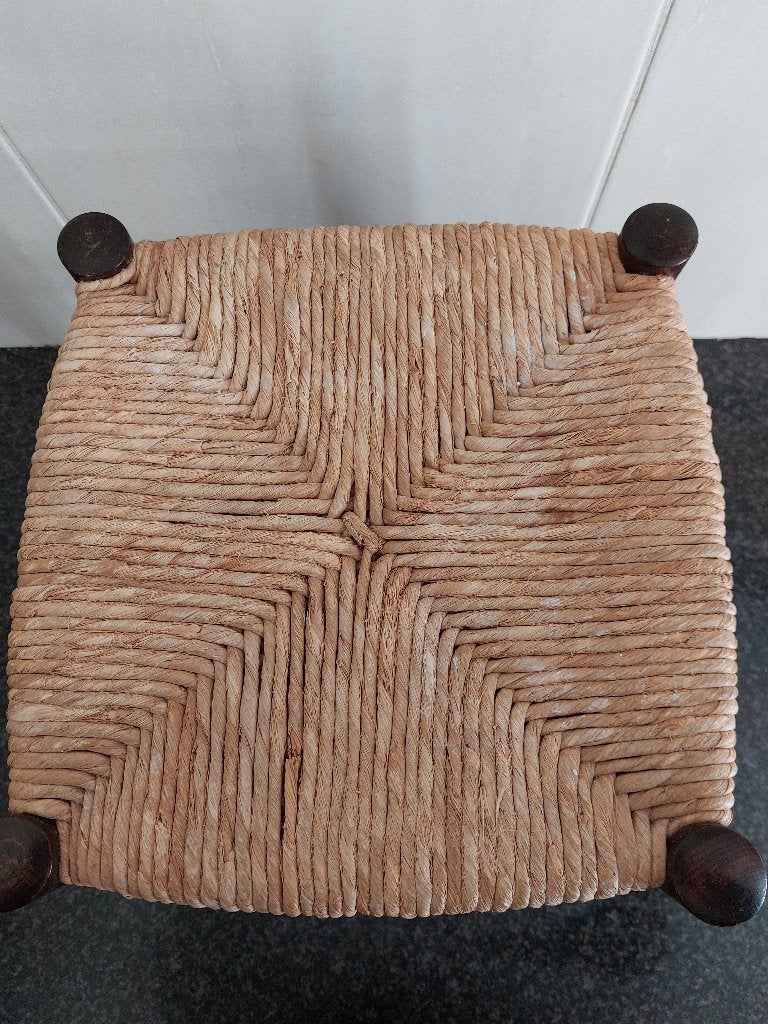 Vintage klein vierkant  krukje, Huis en Inrichting, Ophalen of Verzenden, Gebruikt, Overige materialen