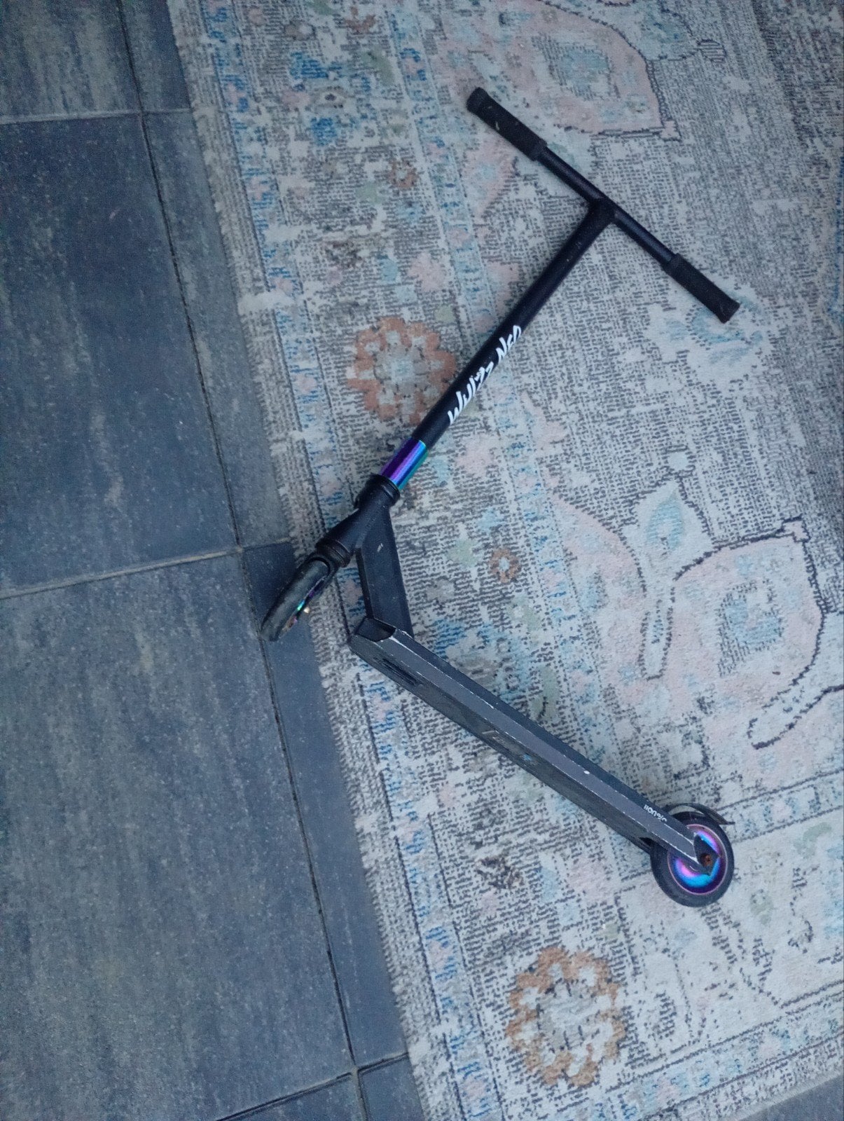 Stuntstep met uniek deck design, Fietsen en Brommers, Ophalen of Verzenden, Gebruikt, Gewone step, Onbekend