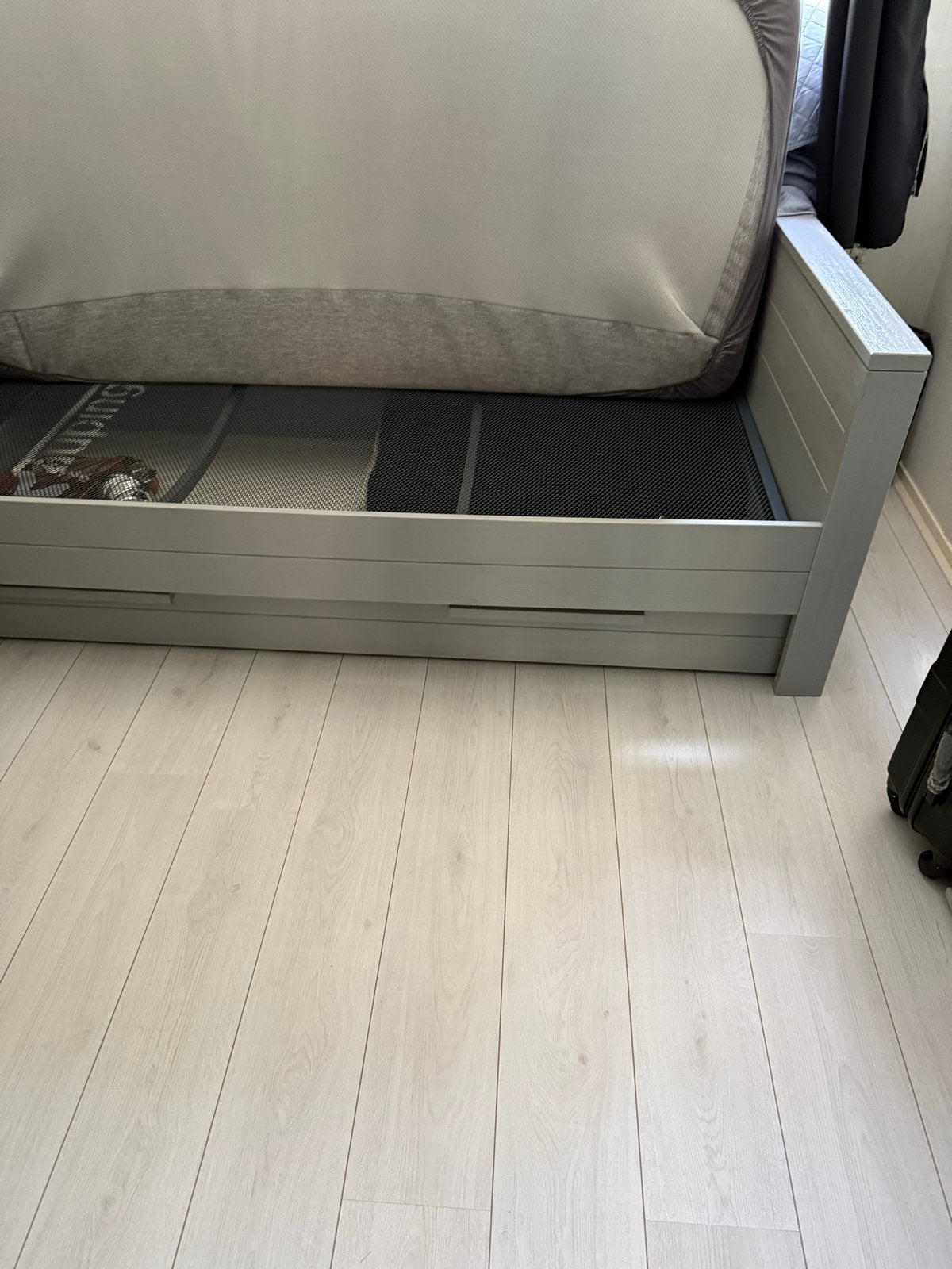 Woood bedbank met Auping lattenbodem en laden grijs 90x200, Gebruikt, 90 cm, Eenpersoons, Ophalen of Verzenden