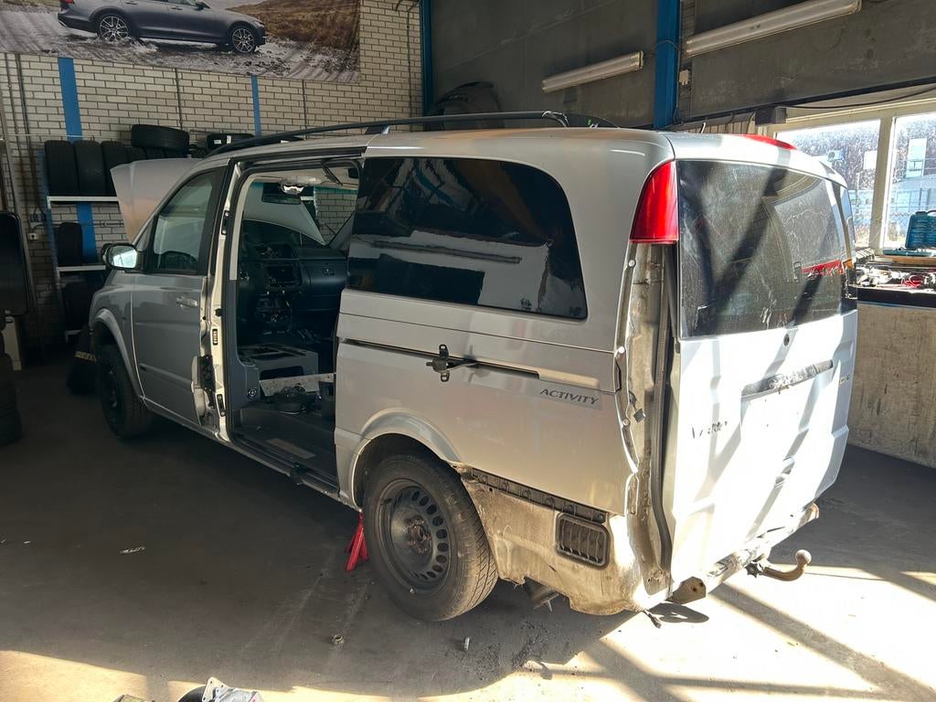 Mercedes-Benz Viano 3.0 CDI V6 onderdelen!, Ophalen, Gebruikt, Mercedes-Benz