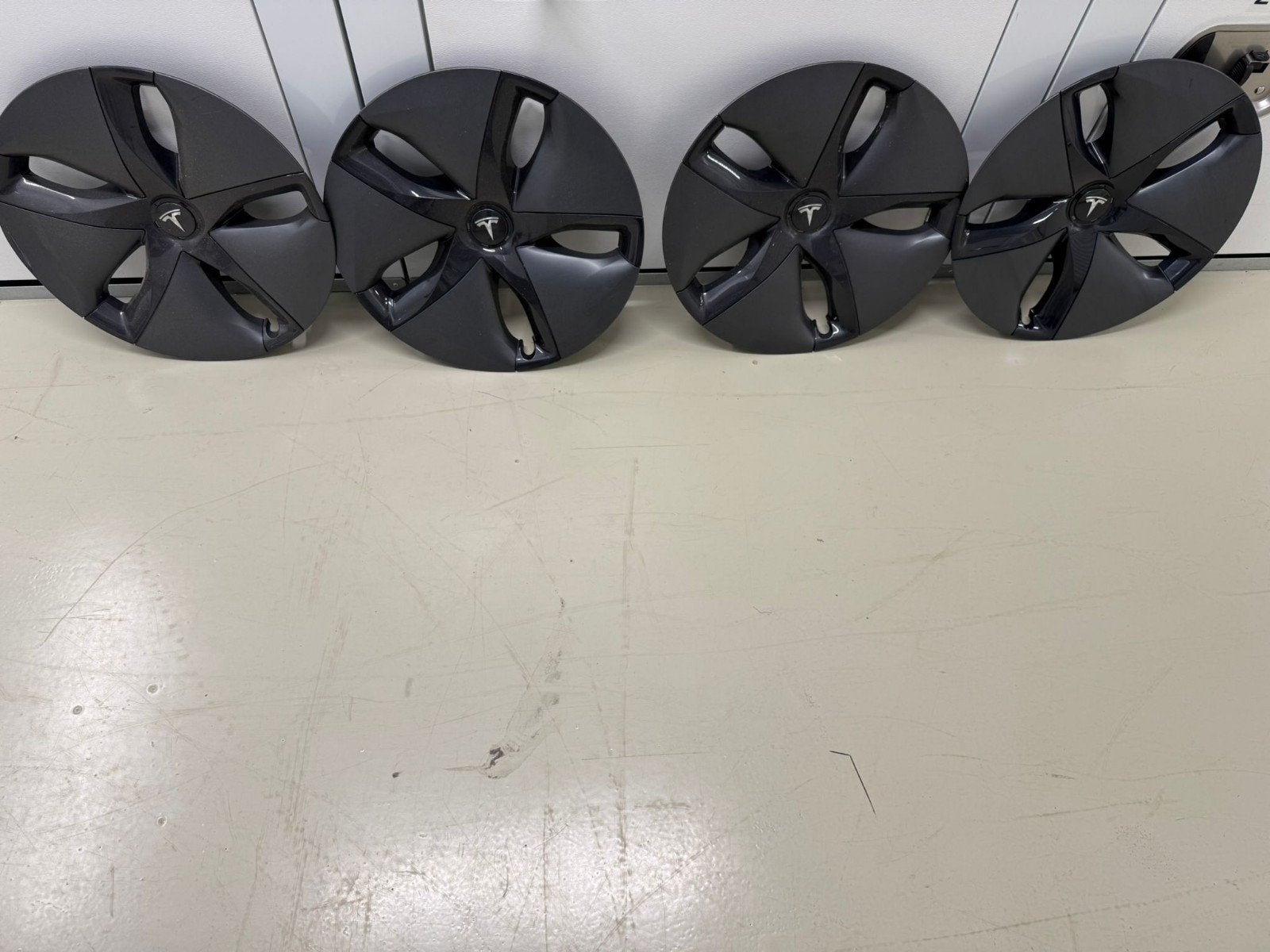 tesla wieldoppen model 3, Auto diversen, Wieldoppen, Ophalen of Verzenden, Zo goed als nieuw