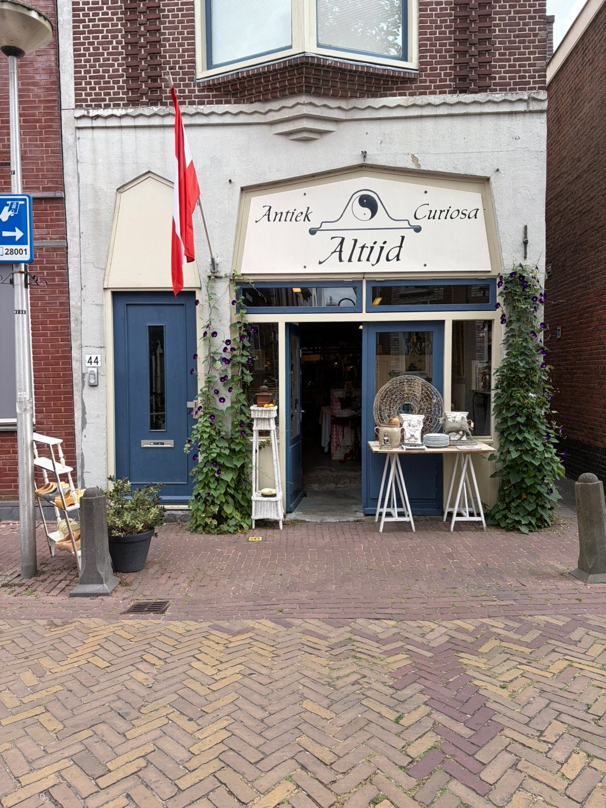 Antiek curiosa Altijd Gouda, Ophalen