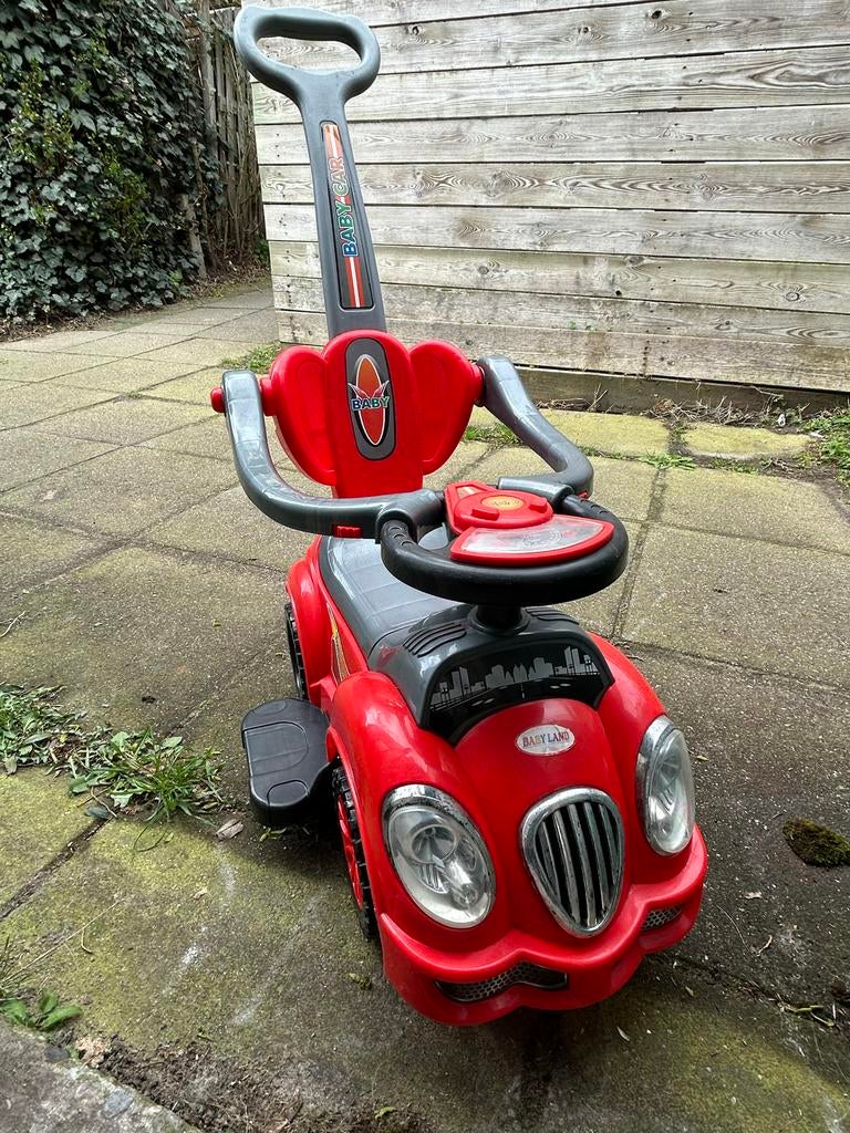 Rode loopauto met duwstang, Kinderen en Baby's, Speelgoed | Speelgoedvoertuigen, Ophalen, Gebruikt