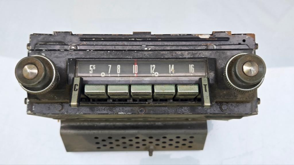 Oude oldtimer Ford transistor radio autoradio, Ophalen of Verzenden, Gebruikt
