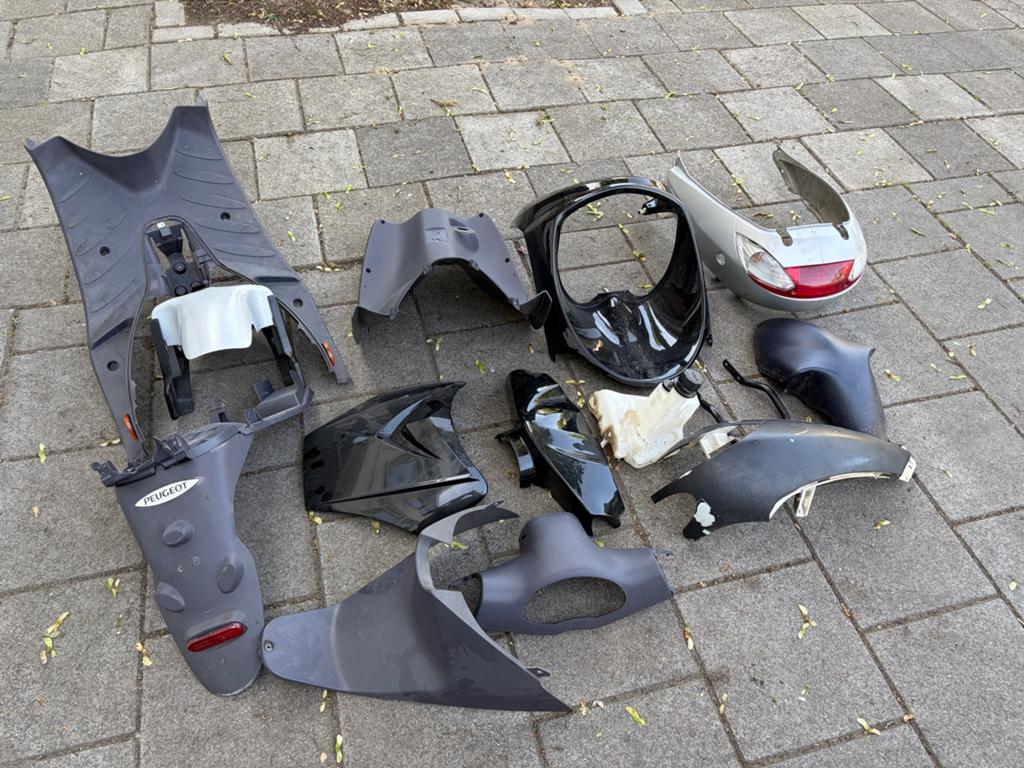 Kappenset/onderdelen Peugeot Vivacity 2T, Fietsen en Brommers, Brommeronderdelen | Scooters, Ophalen, Gebruikt, Kap, Peugeot