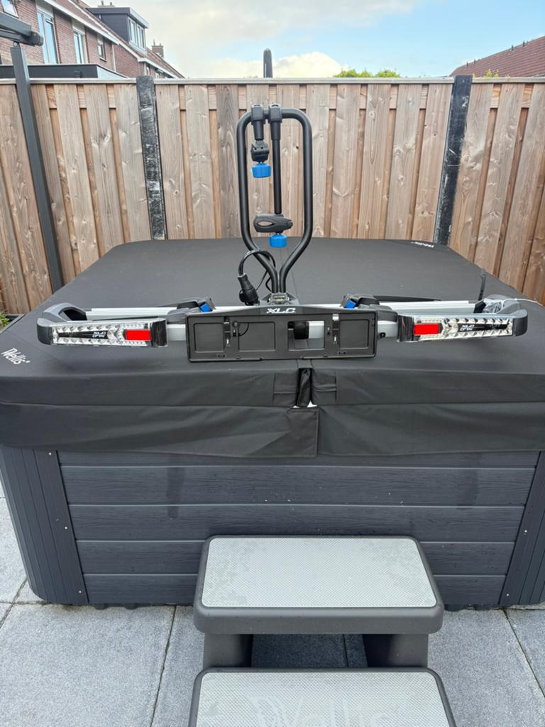 Fietsendrager XLC azura easy WT led verlichting, Ophalen, Gebruikt, Elektrische fiets, 2 fietsen
