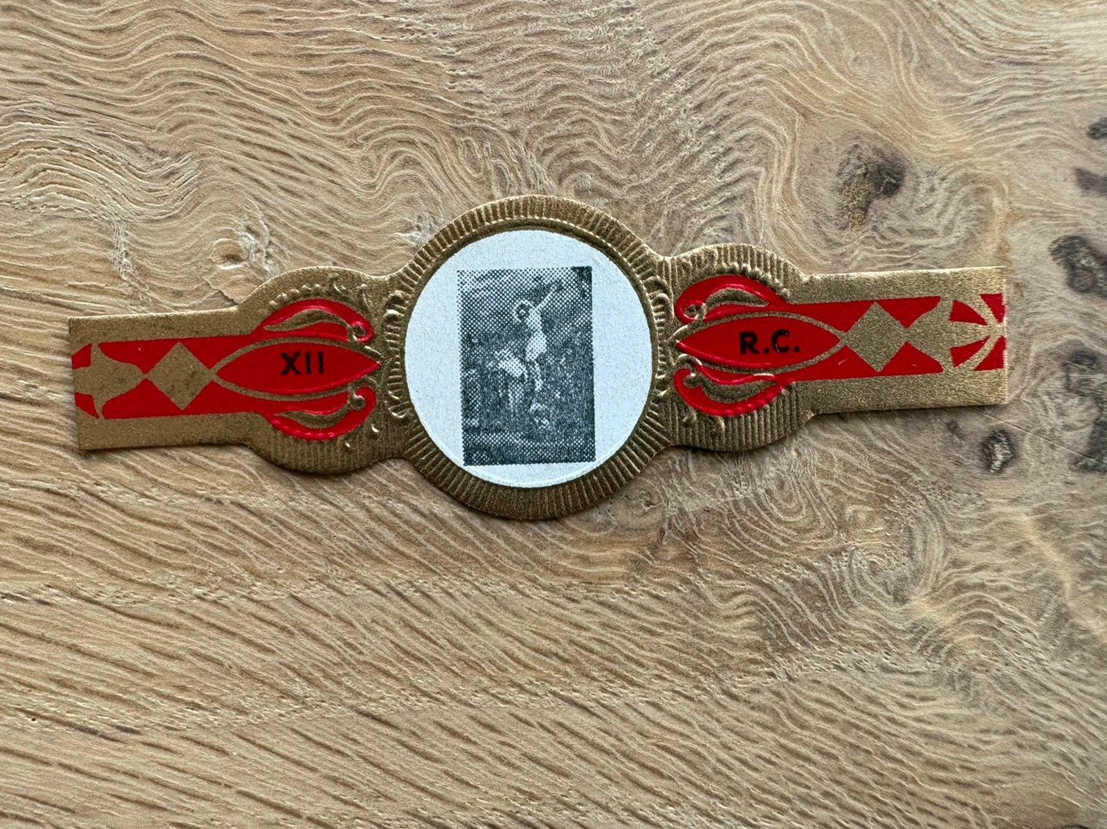 De kruisweg in sigarenbandjes. 14 kruiswegstaties verbeeld, Antiek en Kunst, Ophalen of Verzenden