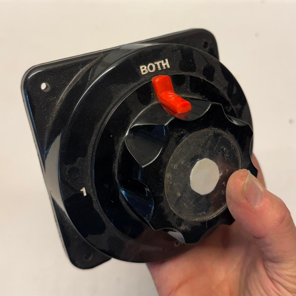 Accu schakelaar zware uitvoering, Ophalen of Verzenden, Zo goed als nieuw, Elektra en Verlichting, Zeilboot of Motorboot