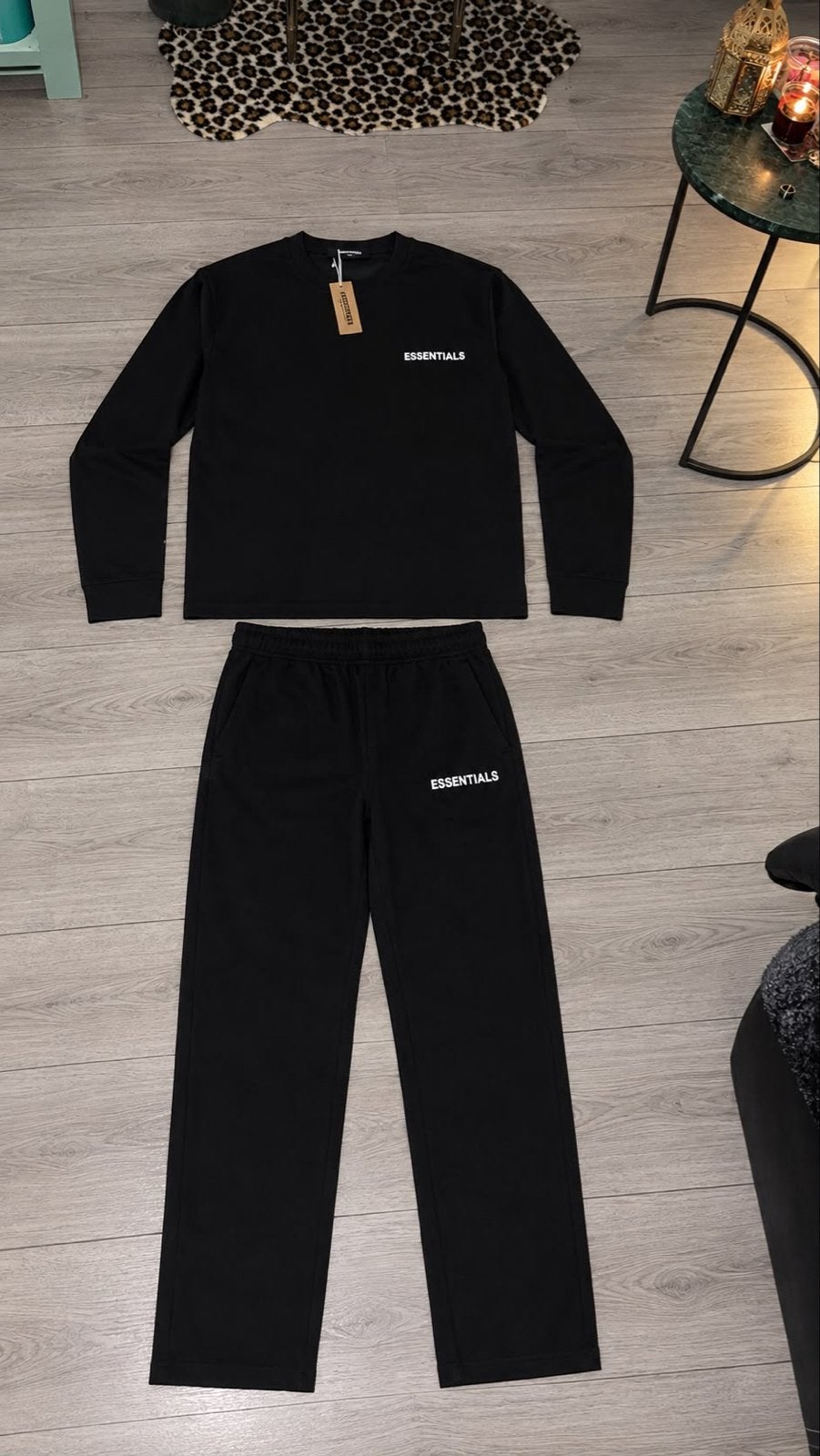Essentials Trainingspak Zwart - Nieuw met labels. S-M-L-XL, Ophalen of Verzenden, Nieuw, Overige maten