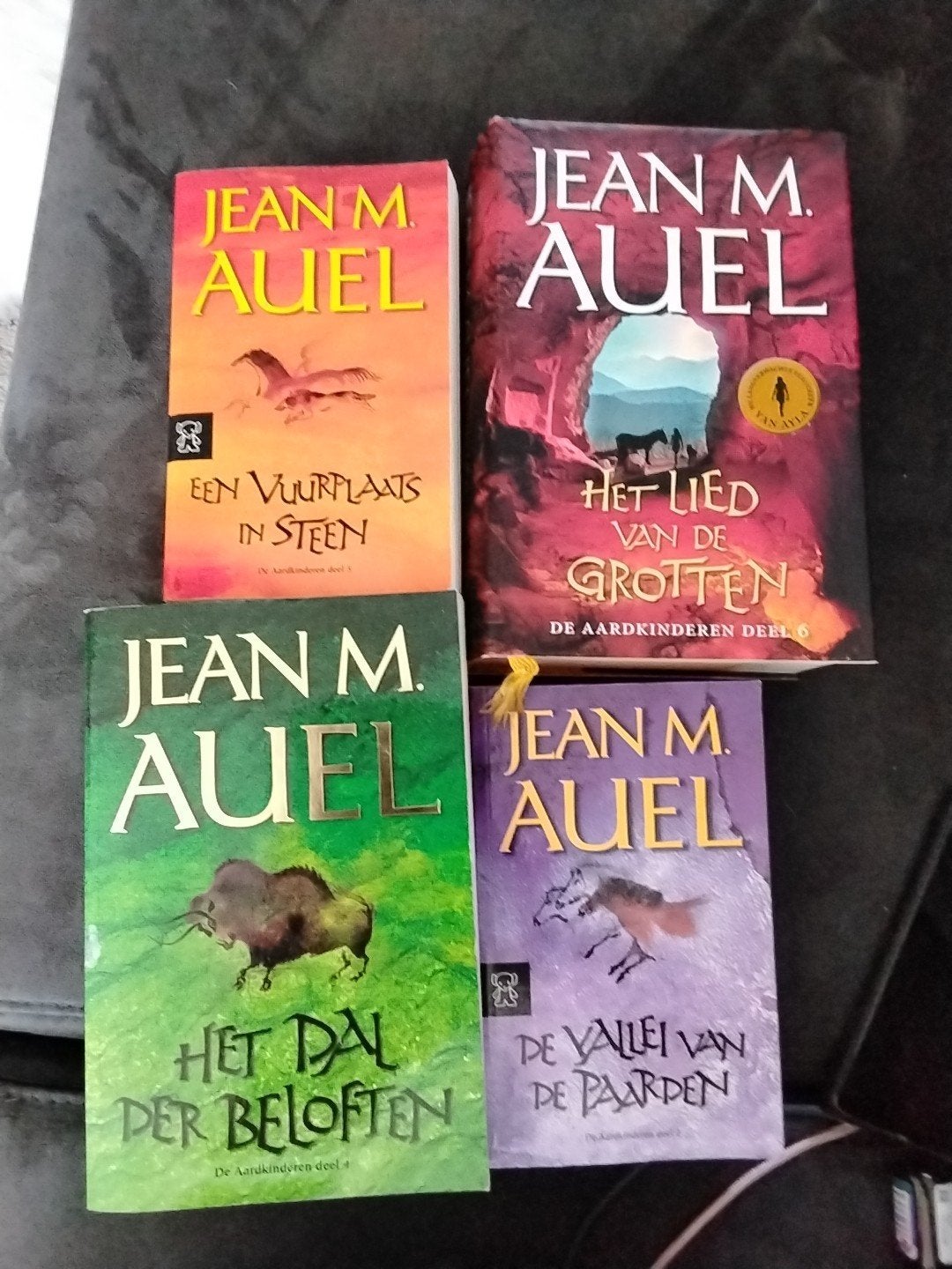 Jean M. Auel - De Aardkinderen serie (4 boeken), Ophalen, Gelezen, Jean M. Auel, Nederland