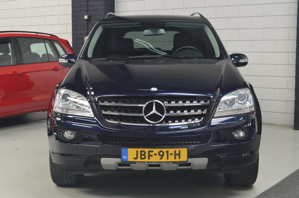 Mercedes-Benz M-klasse 500 4MATIC // 77.000 km // NIEUWSTAAT, Automaat, Blauw, Leder, Bedrijf