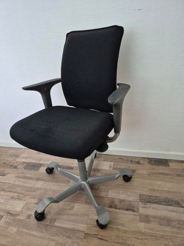 HAG H05 ergonomische bureaustoel, Huis en Inrichting, Ophalen, Gebruikt, Zwart, Bureaustoel