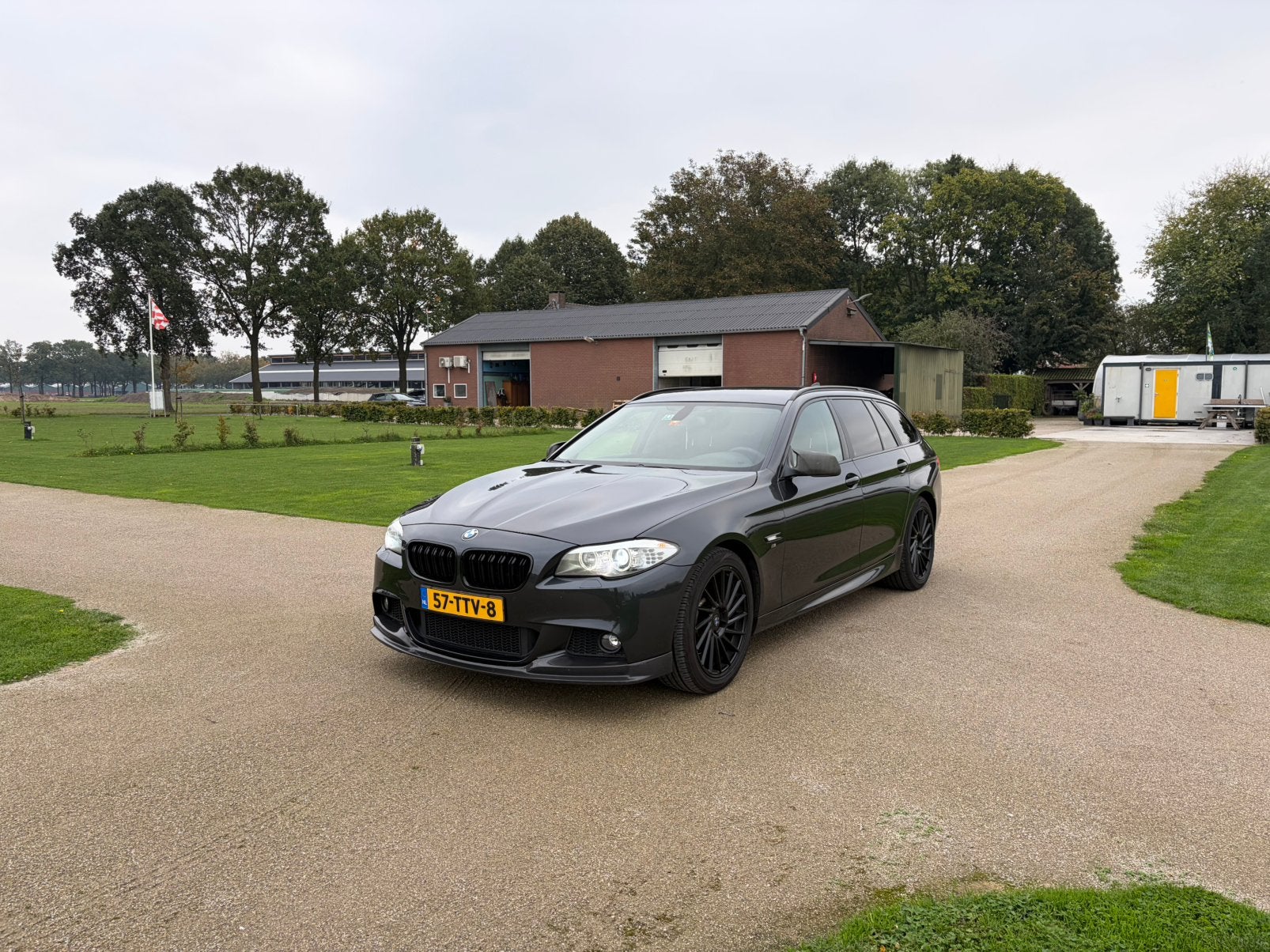 BMW 5-Serie 528I 180KW Touring Aut8 2012 Grijs, Auto's, Automaat, 2000 kg, Stationwagon, Particulier