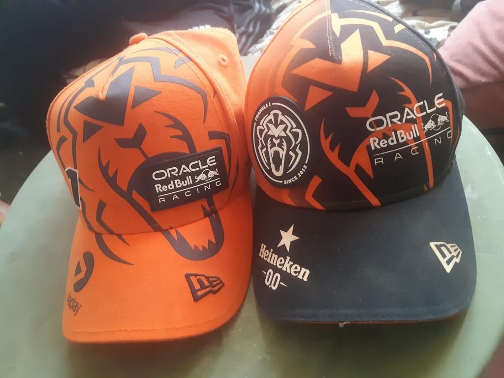 Red Bull Racing Max Verstappen F1 petten (4 stuks), Kleding | Heren, Hoeden en Petten, Pet, Gedragen, Red Bull Racing, One size fits all