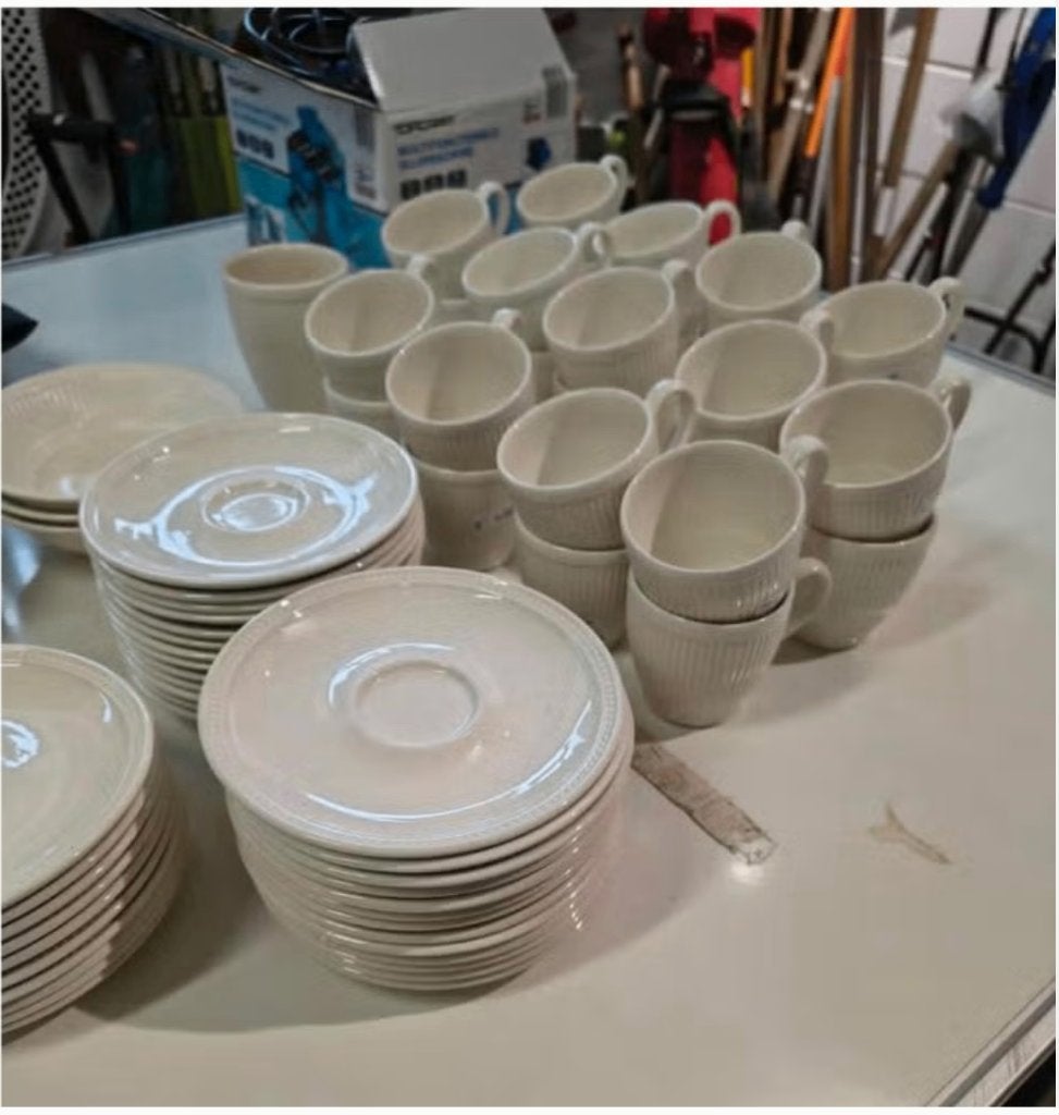 Wedgwood Windsor borden kop schotels schaaltjes 5 euro p.s., Ophalen