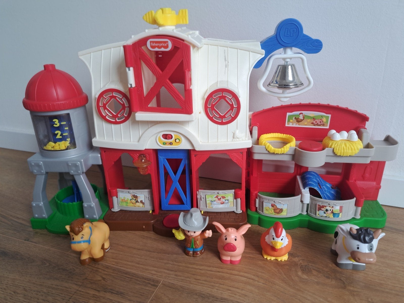 Fisher-Price Interactieve Boerderij met Geluid en Dieren, Ophalen, Zo goed als nieuw, Speelset, Met licht