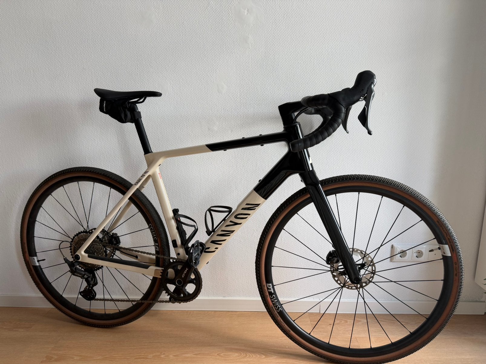 Foto 3 van Canyon grail CF SL 8 maat M
