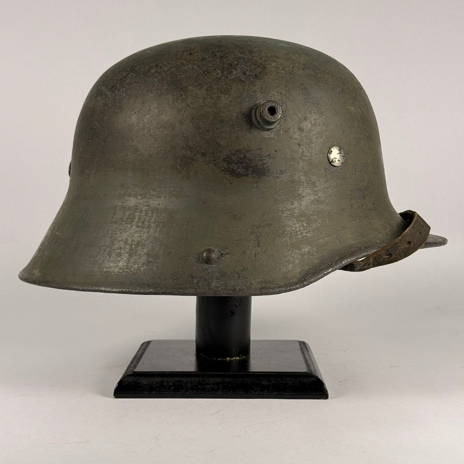 Duitse doorgebruikte M16 helm transitional wo2, Ophalen of Verzenden, Duitsland, Helm of Baret