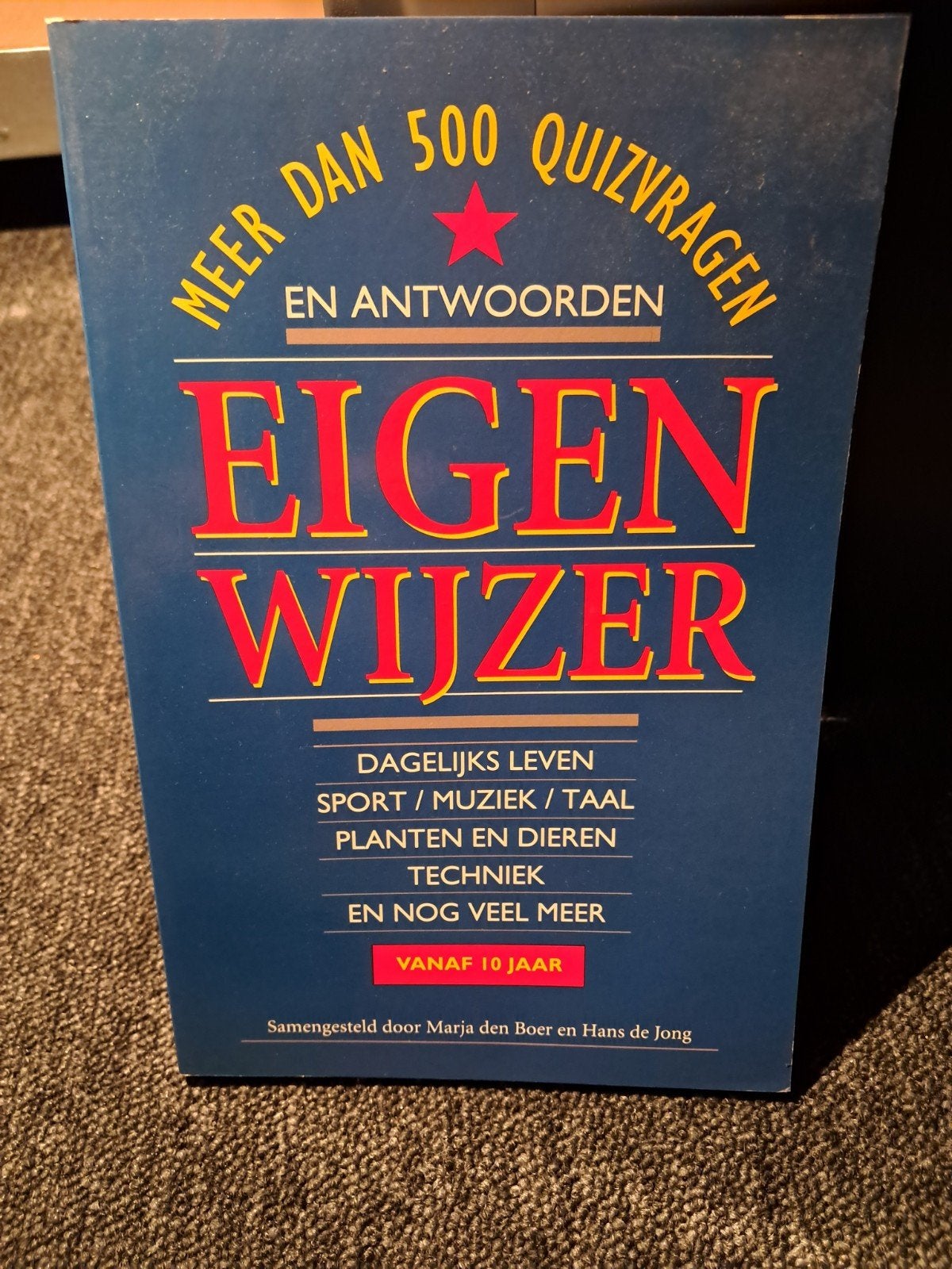 Meer dan 500 Quizvragen en Antwoorden Eigen Wijzer, Ophalen of Verzenden, Zo goed als nieuw, Overige niveaus, Marja den Boer en Hans de Jong