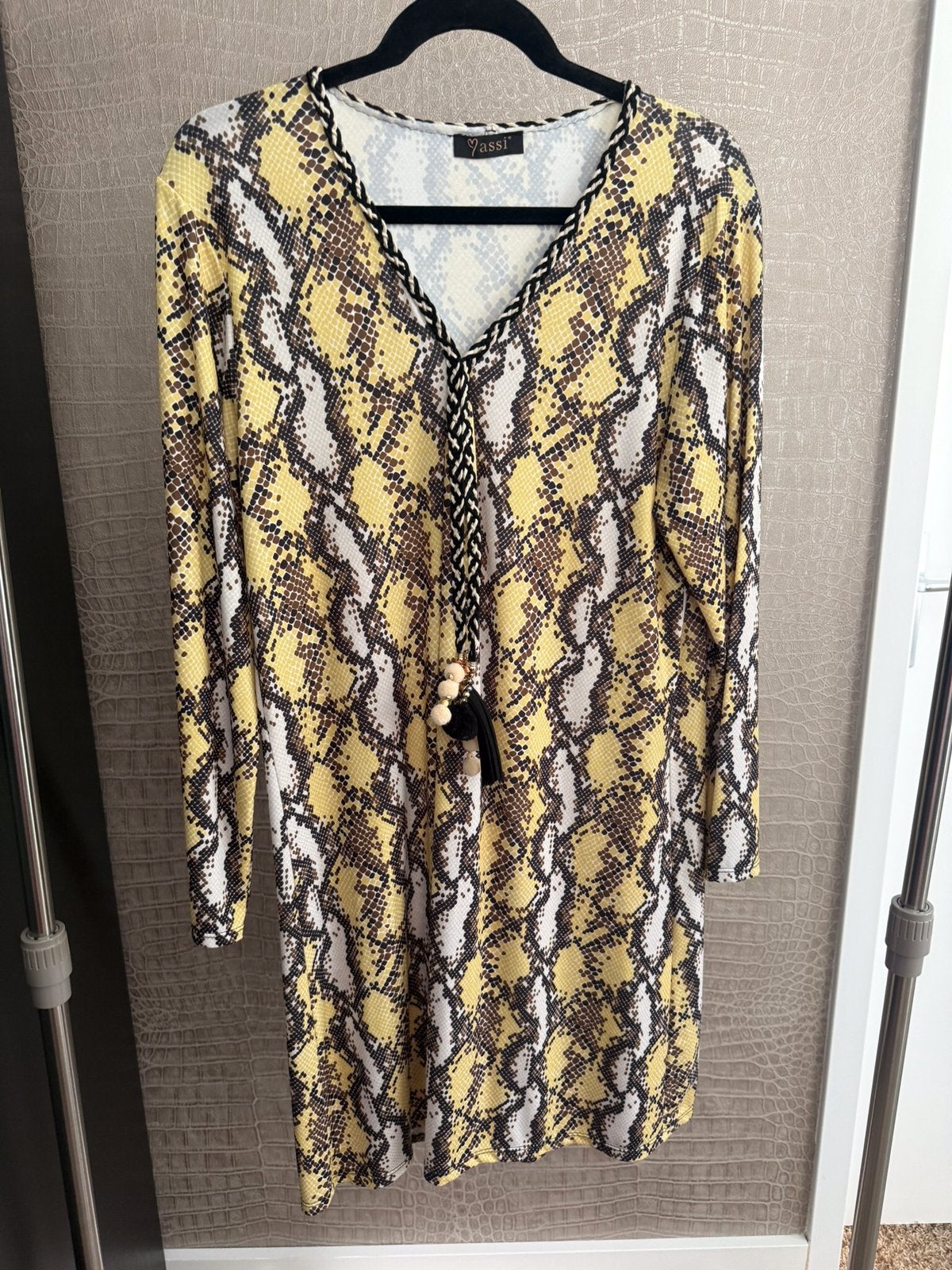Dames tuniek maat M €10,00 per stuk, Kleding | Dames, Ophalen of Verzenden, Zo goed als nieuw, Boven de knie