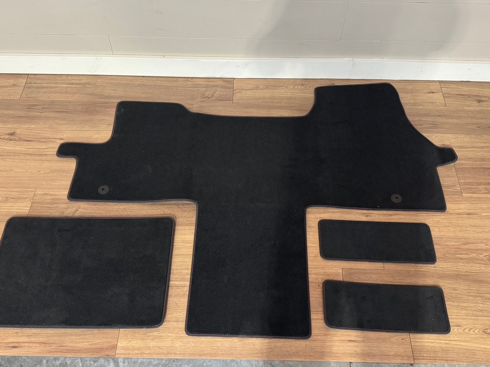 CAMPER Cabinemat (SET) Fiat Ducato 2006-2019-  RODE STIKSELS, Caravans en Kamperen, Ophalen of Verzenden, Nieuw