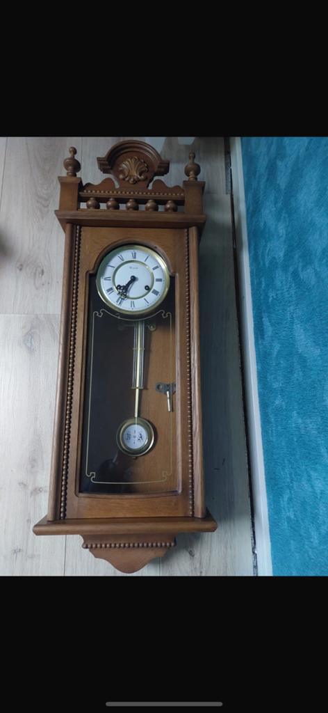 Antieke houten wandklok met slinger, Antiek en Kunst, Ophalen of Verzenden