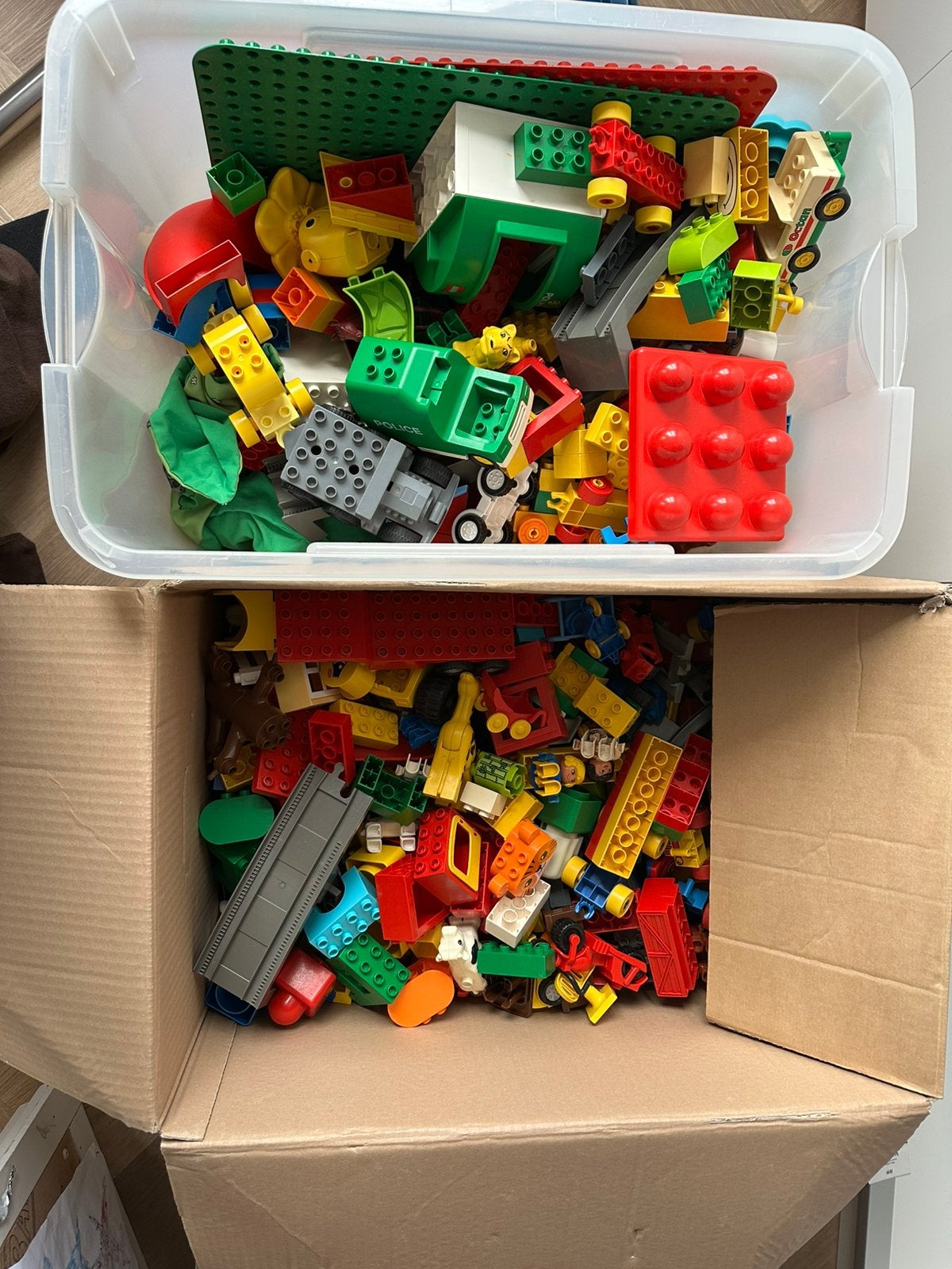2 grote dozen met duplo, Ophalen, Gebruikt, Duplo