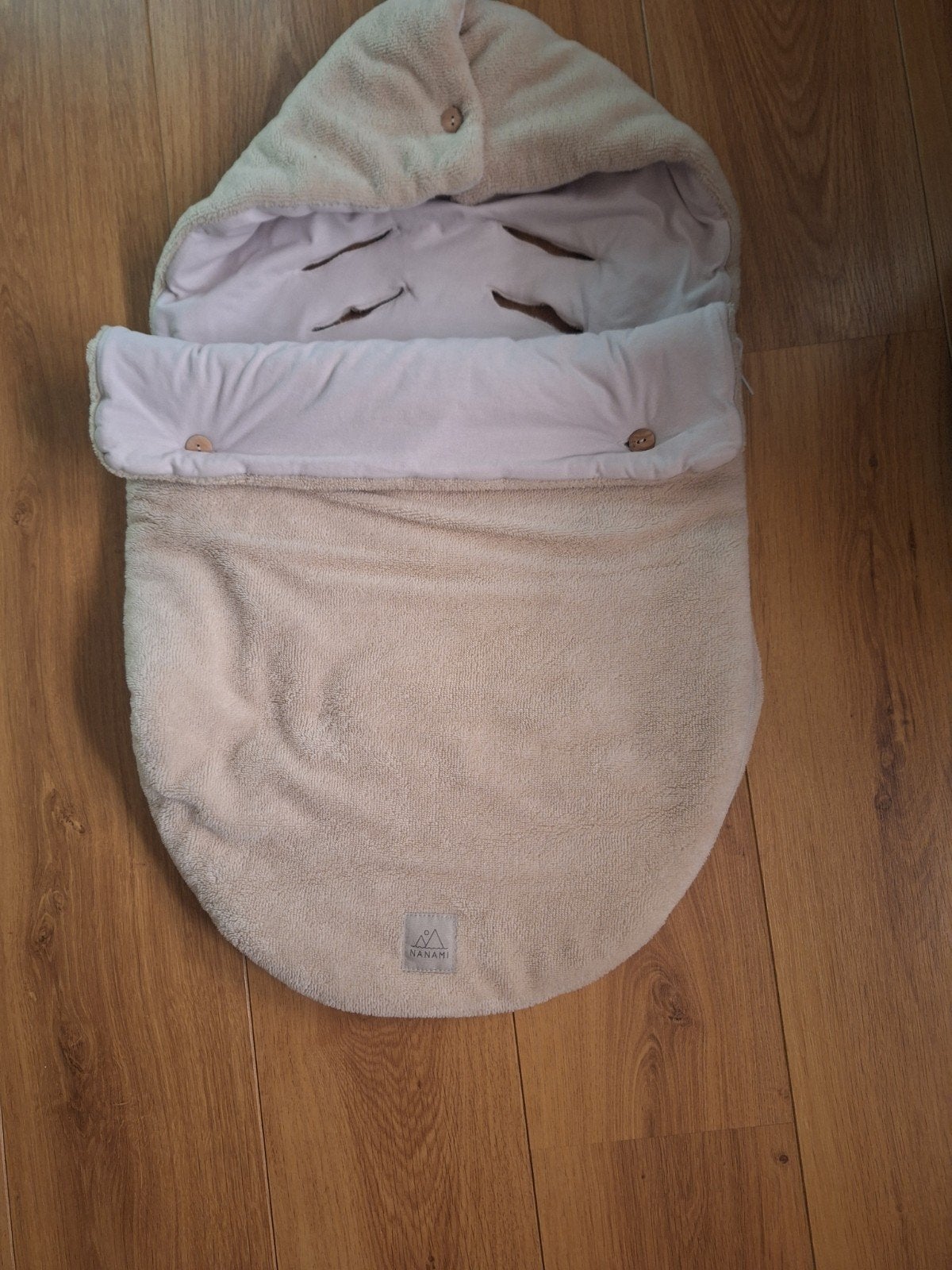 Nanami voetenzak voor Maxi-Cosi - Beige, Kinderen en Baby's, Kinderspulletjes, Gebruikt, Ophalen