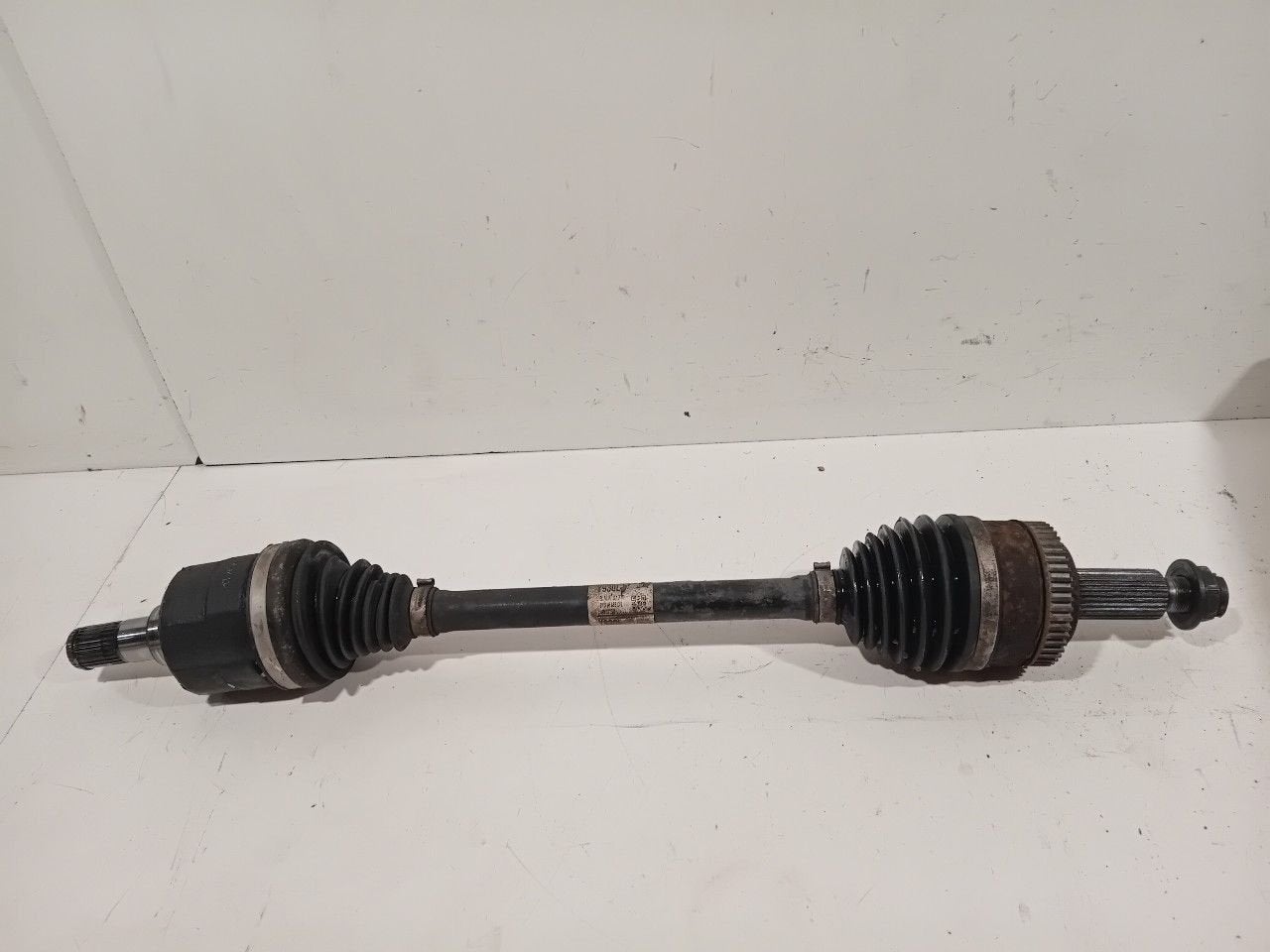Aandrijfas links voor Kia Sportage, Onderdelen@venauto.nl, Van der Ven Autorecycling B.V., Ettenseweg 76, 4706 PB Roosendaal, The Netherlands