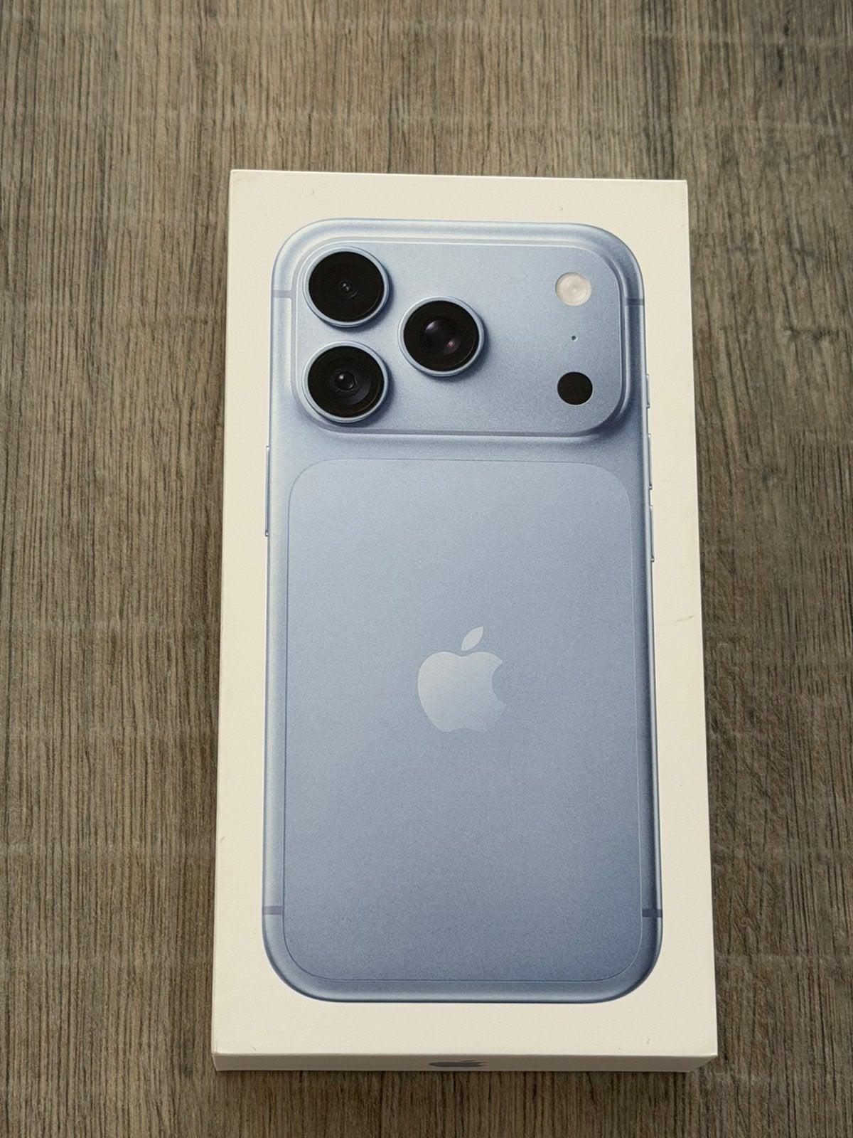 Iphone 18 Pro 256 Gb Glacier Splenternieuw Geseald & Factur, Telecommunicatie, Blauw, Nieuw, IPhone 18 Pro, Ophalen