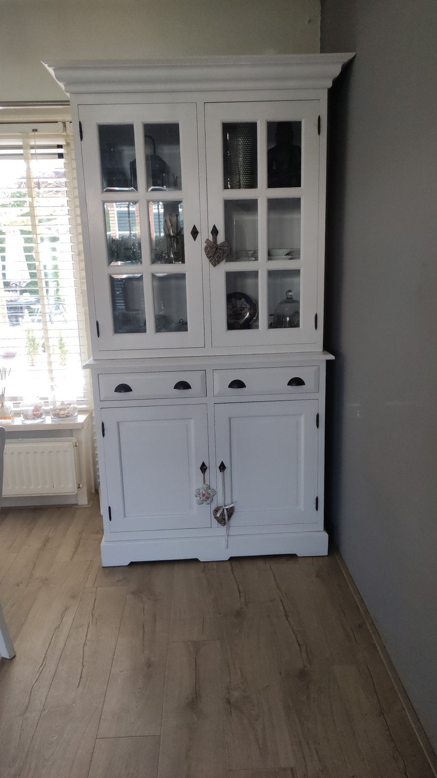 Landelijk witte kast van de bommel meubelen, Ophalen, Zo goed als nieuw, Landelijk brocant, 150 tot 200 cm
