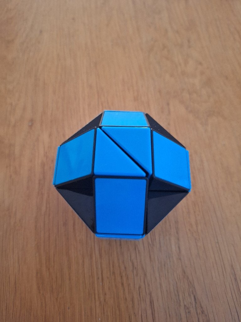 puzzelslang / magische kubus, Ophalen of Verzenden, Zo goed als nieuw, Knutselen