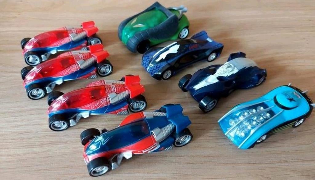 MAJORETTE 2004/2006/2007 AUTOOTJES SPIDERMAN*X MEN ea*MARVEL, Verzenden, Superheld, Zo goed als nieuw, Overige typen