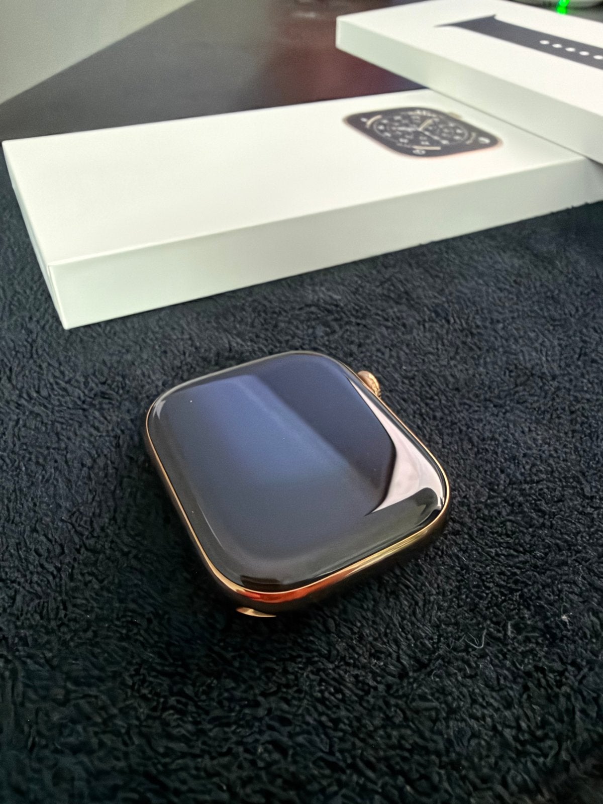 Apple Watch 11 Titanium goud saffier glas 46 mm, Hartslag, Zwart, IOS, Ophalen of Verzenden